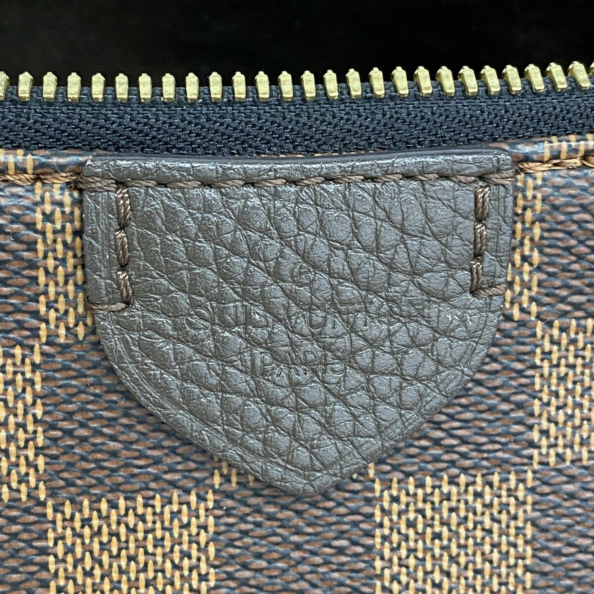 Louis Vuitton Ebene Noir Handbag (Pre-Owned)