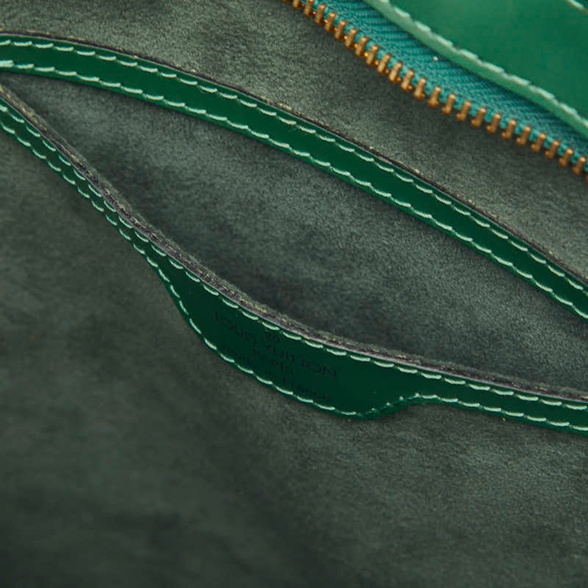 Louis Vuitton Borneo Green Leather Handbag (Pre-Owned)