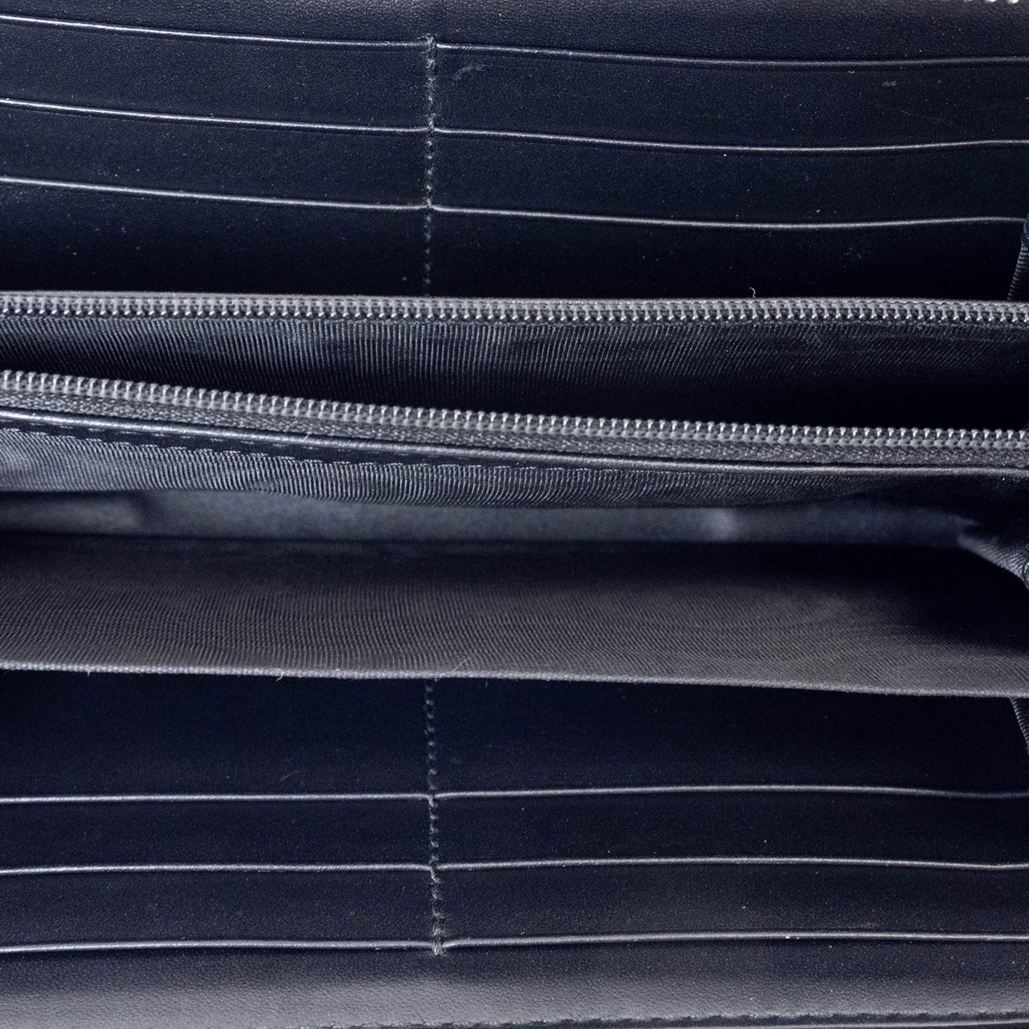 Gucci Black Gg Supreme Leather Long Wallet (Bi-Fold) (Pre-Owned)