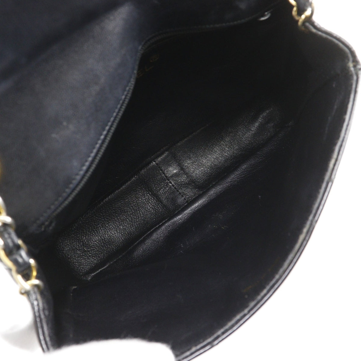 Chanel Black Gold Patent Leather Leather Shoulder Bag (Pre-Owned)