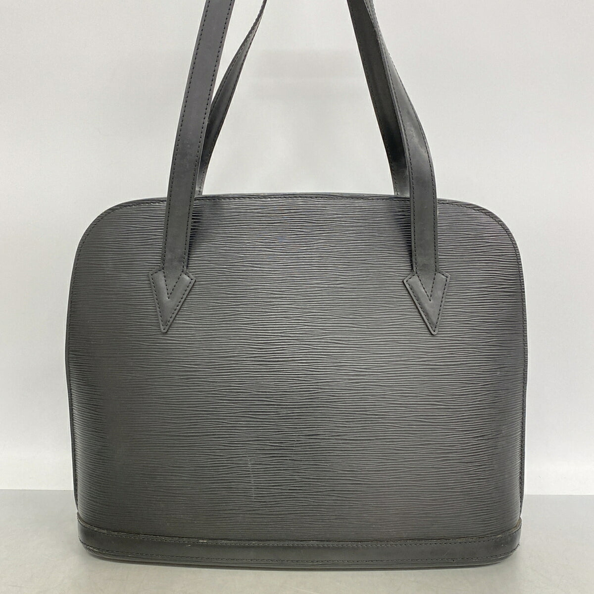 Louis Vuitton Noir Shoulder Bag (Pre-Owned)