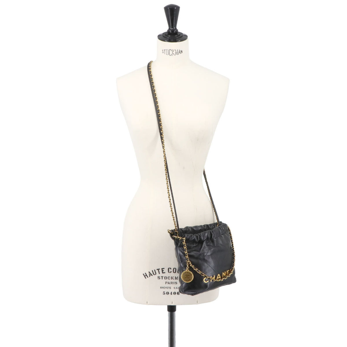 Chanel Black Leather Handbag Shoulder Bag (Pre-Owned)