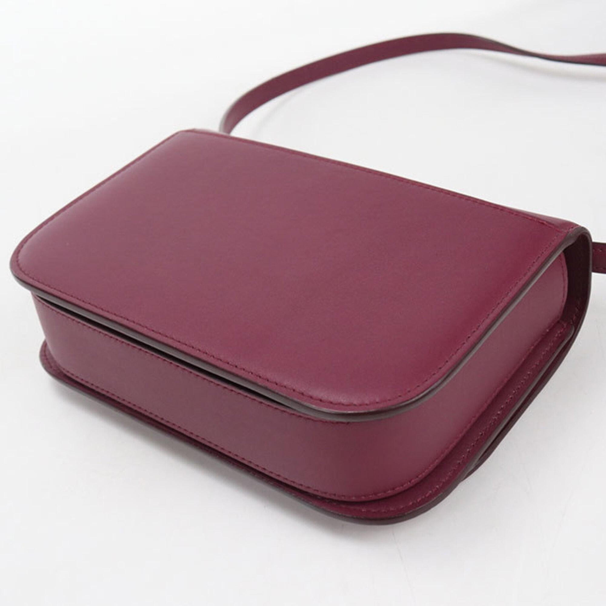 Loewe Purple Leather Shoulder Bag (Pre-Owned)