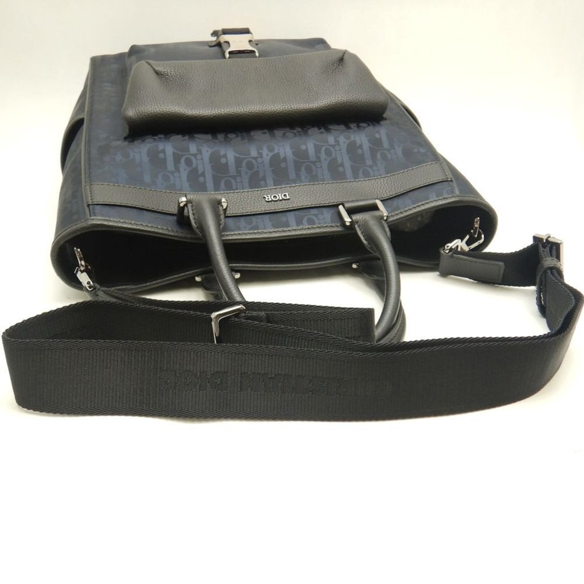 Christian Dior Navy Nylon Tote Bag (Pre-Owned)