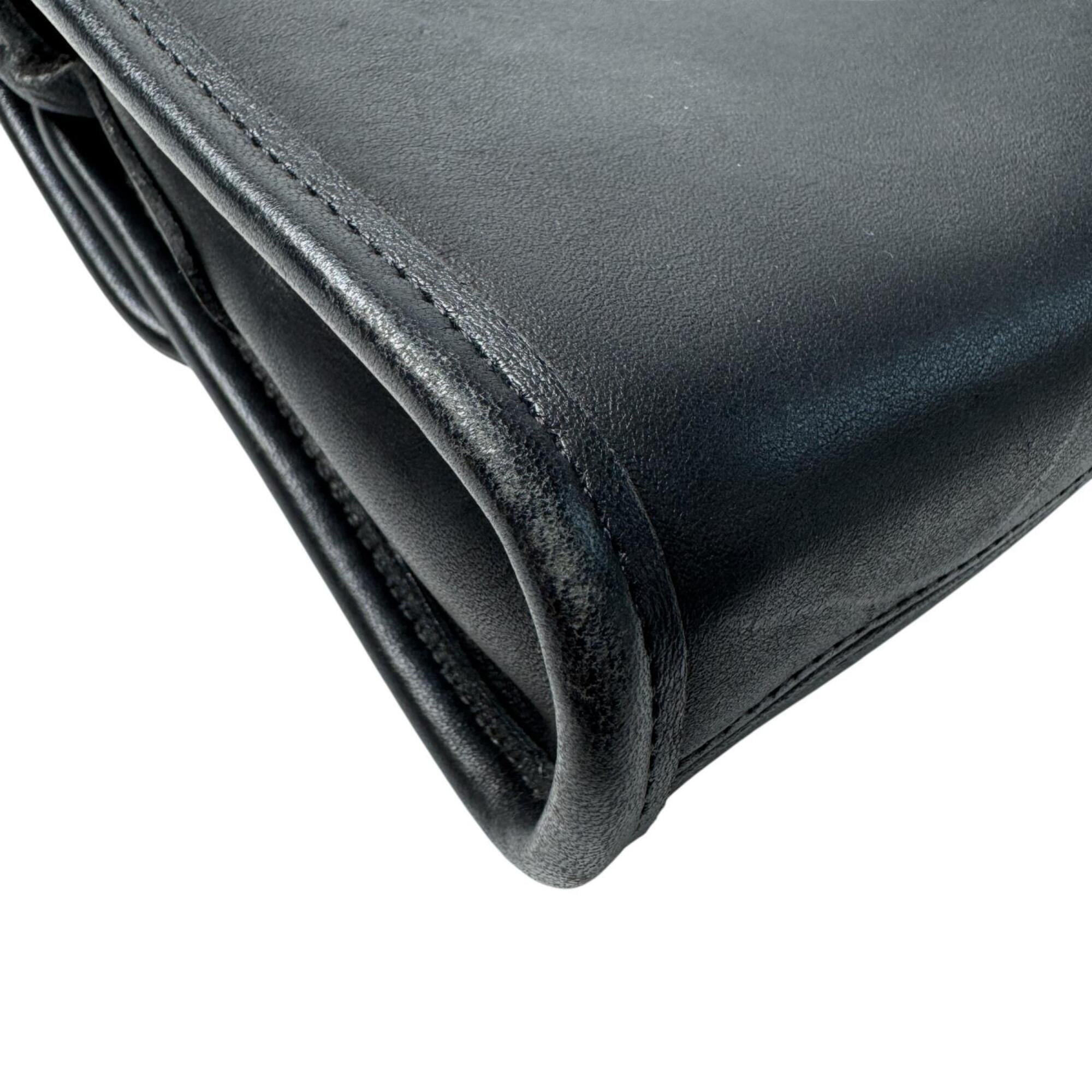 Coach Black Leather Shoulder Bag (Pre-Owned)