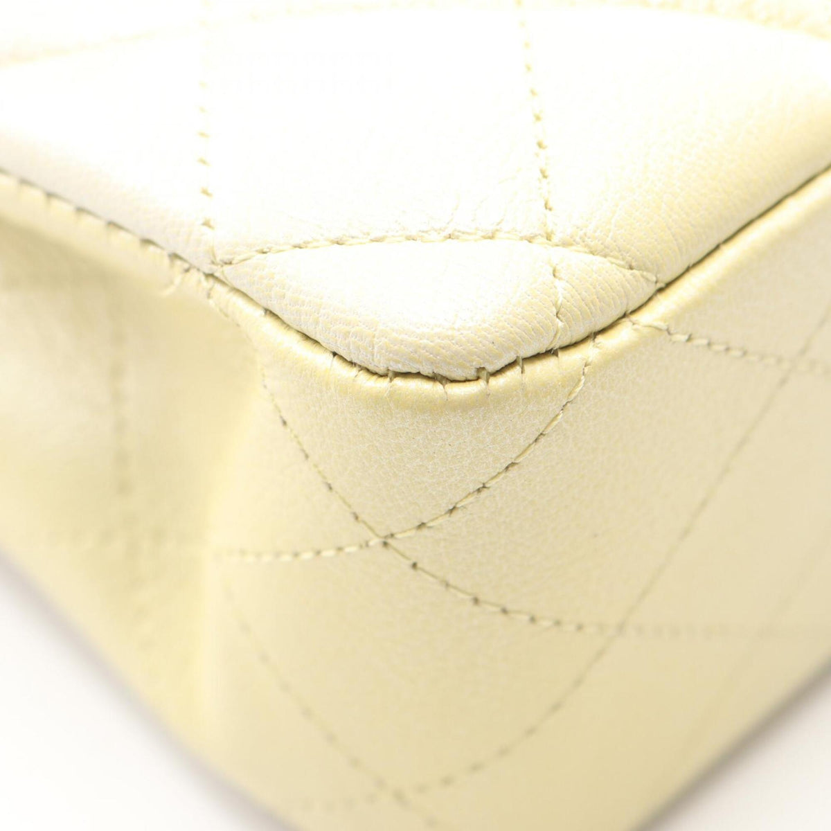 Chanel Yellow Leather Handbag Shoulder Bag (Pre-Owned)