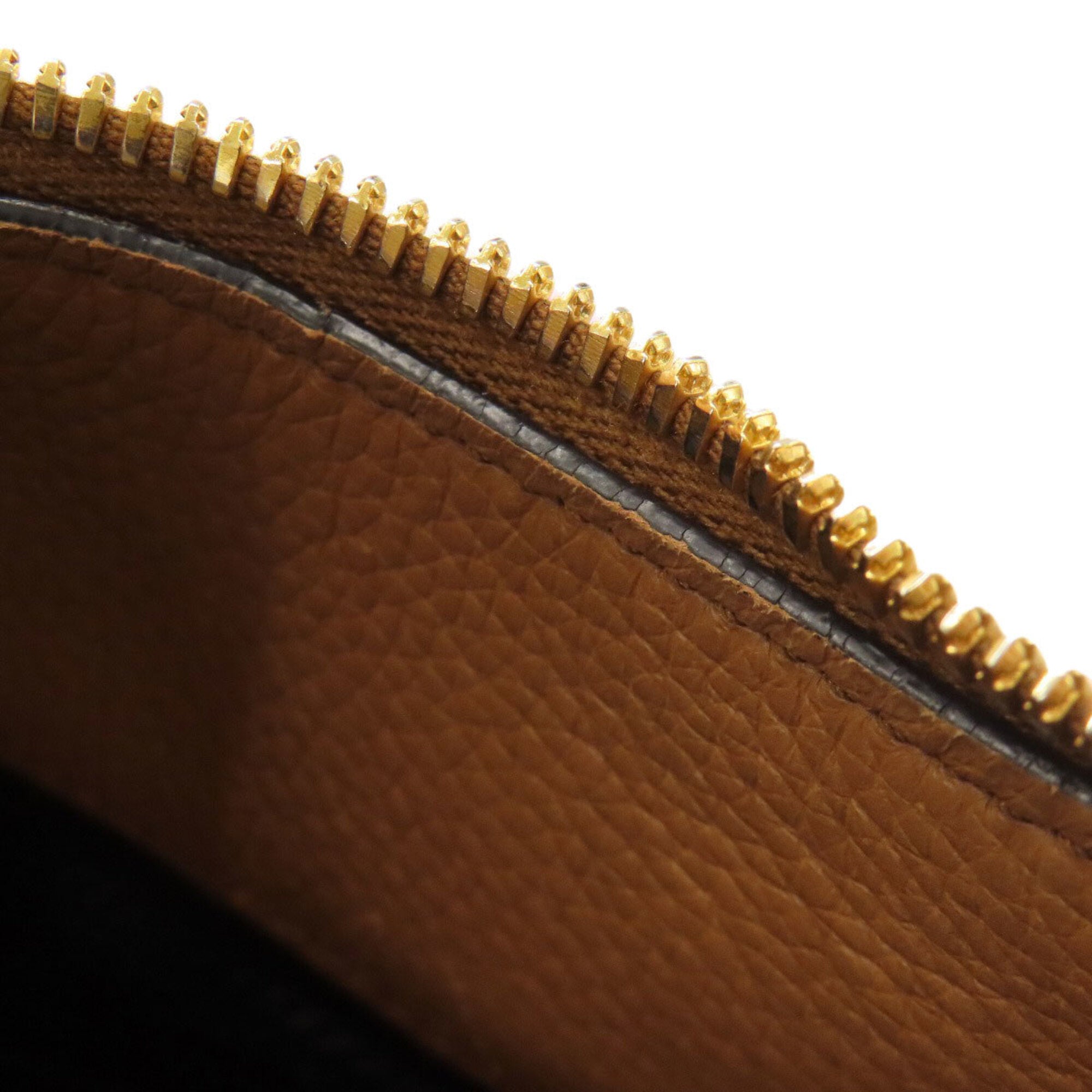 Prada Brown Leather Shoulder Bag (Pre-Owned)