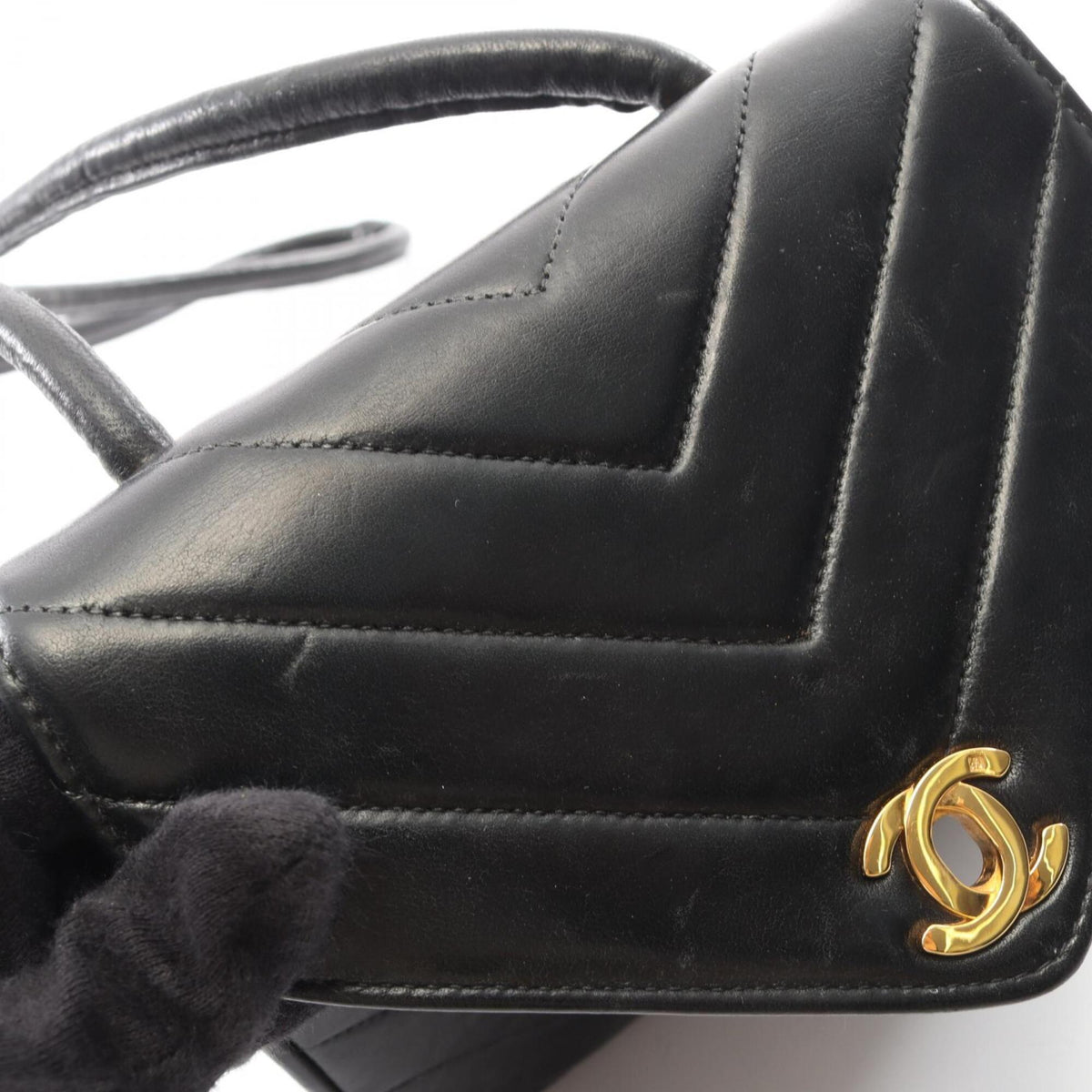 Chanel Black Handbag Shoulder Bag (Pre-Owned)