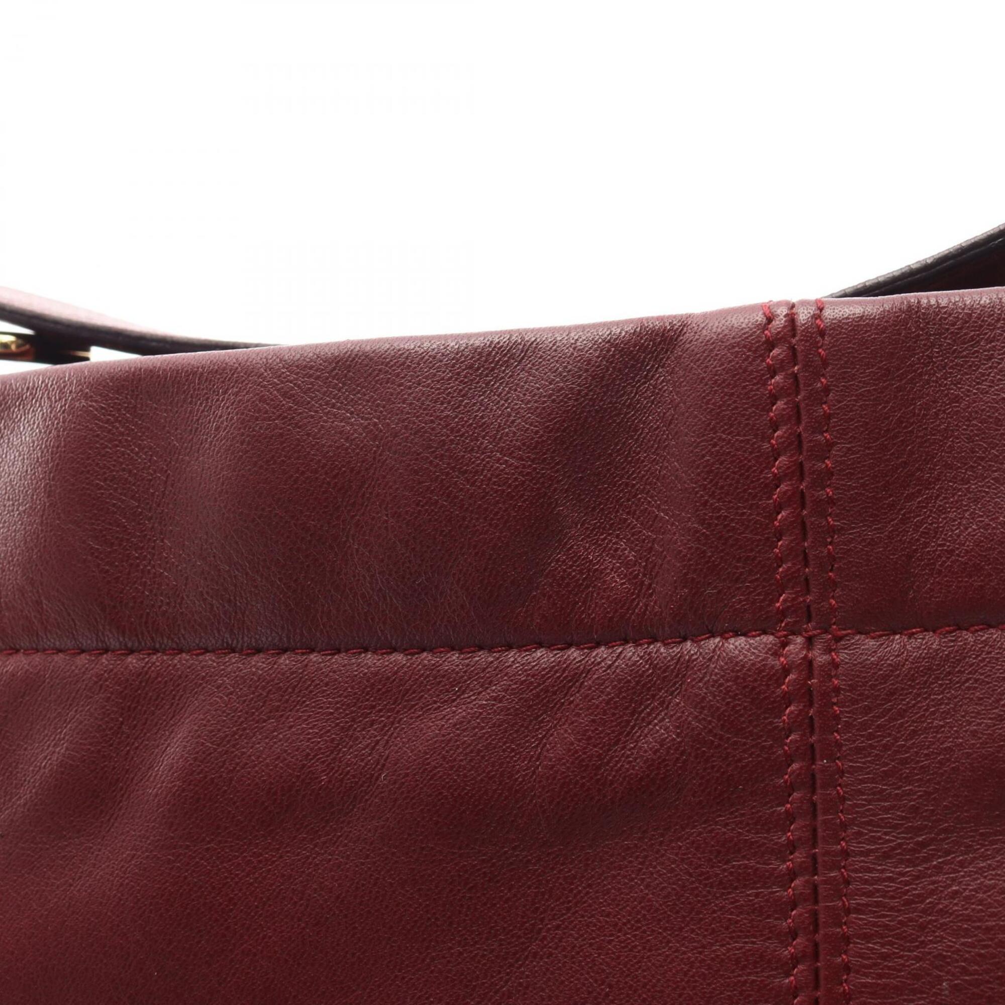 Salvatore Ferragamo Bordeaux Leather Handbag Shoulder Bag (Pre-Owned)