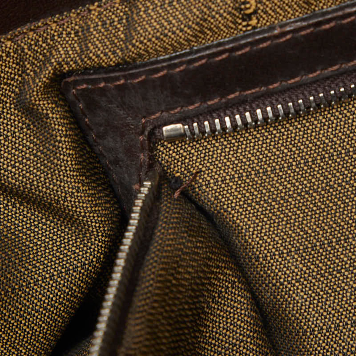Fendi Brown Canvas Leather Shoulder Bag (Pre-Owned)