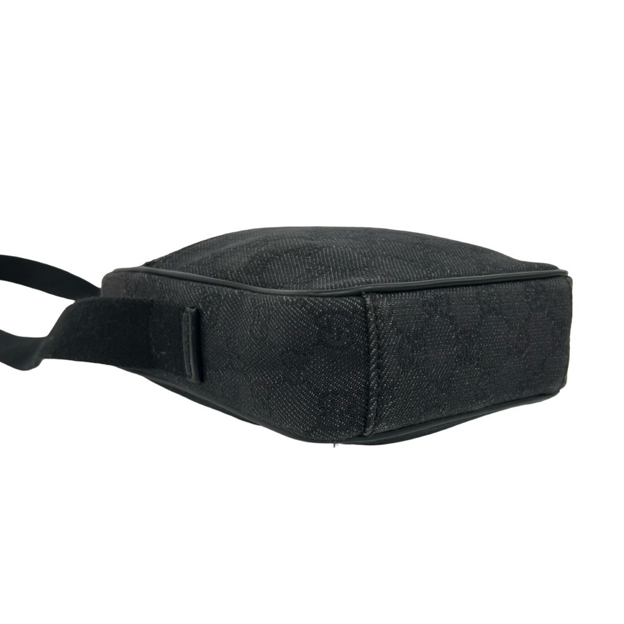 Gucci Black Canvas Leather Pochette Shoulder Bag (Pre-Owned)