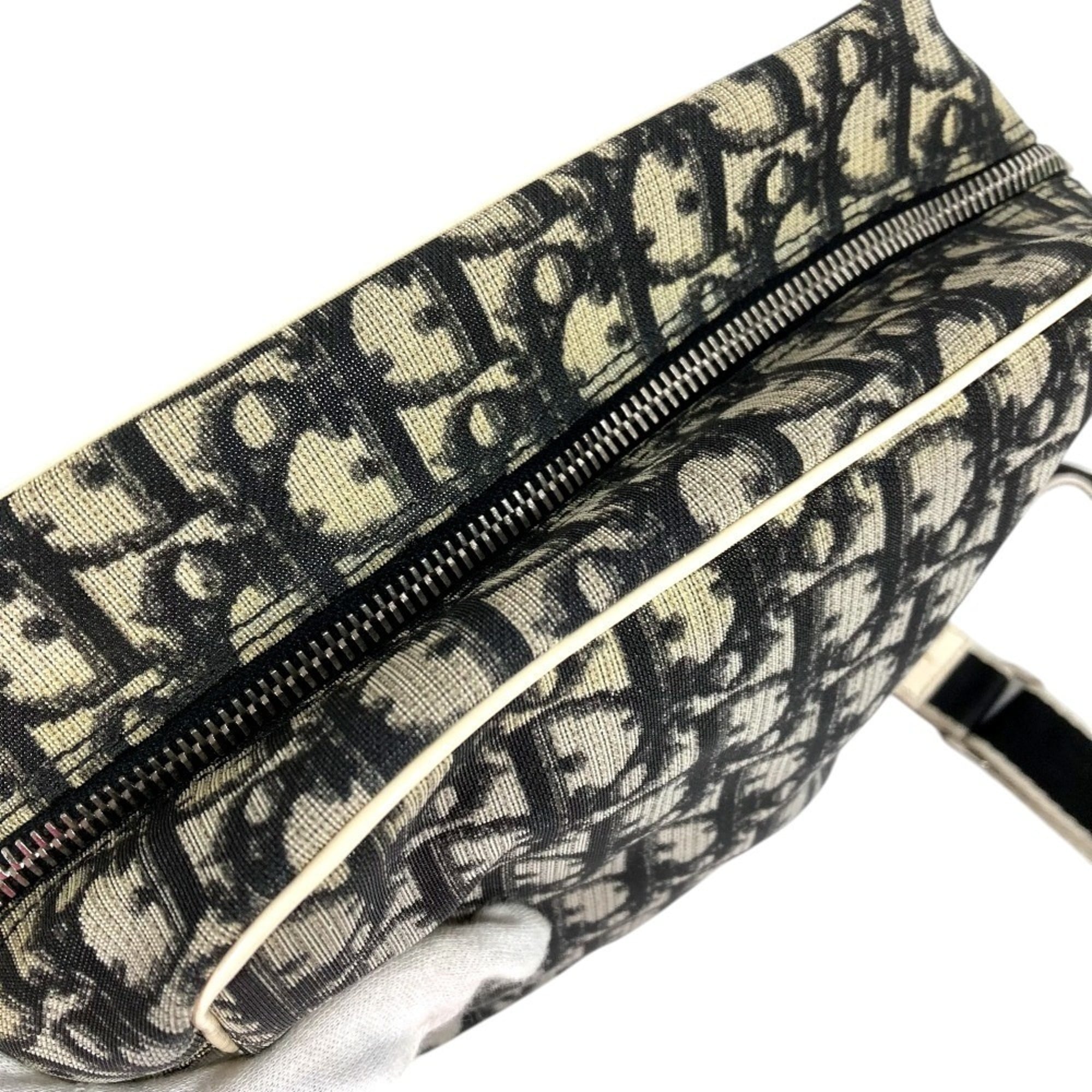 Christian Dior Black White Trotter Pochette Shoulder Bag (Pre-Owned)