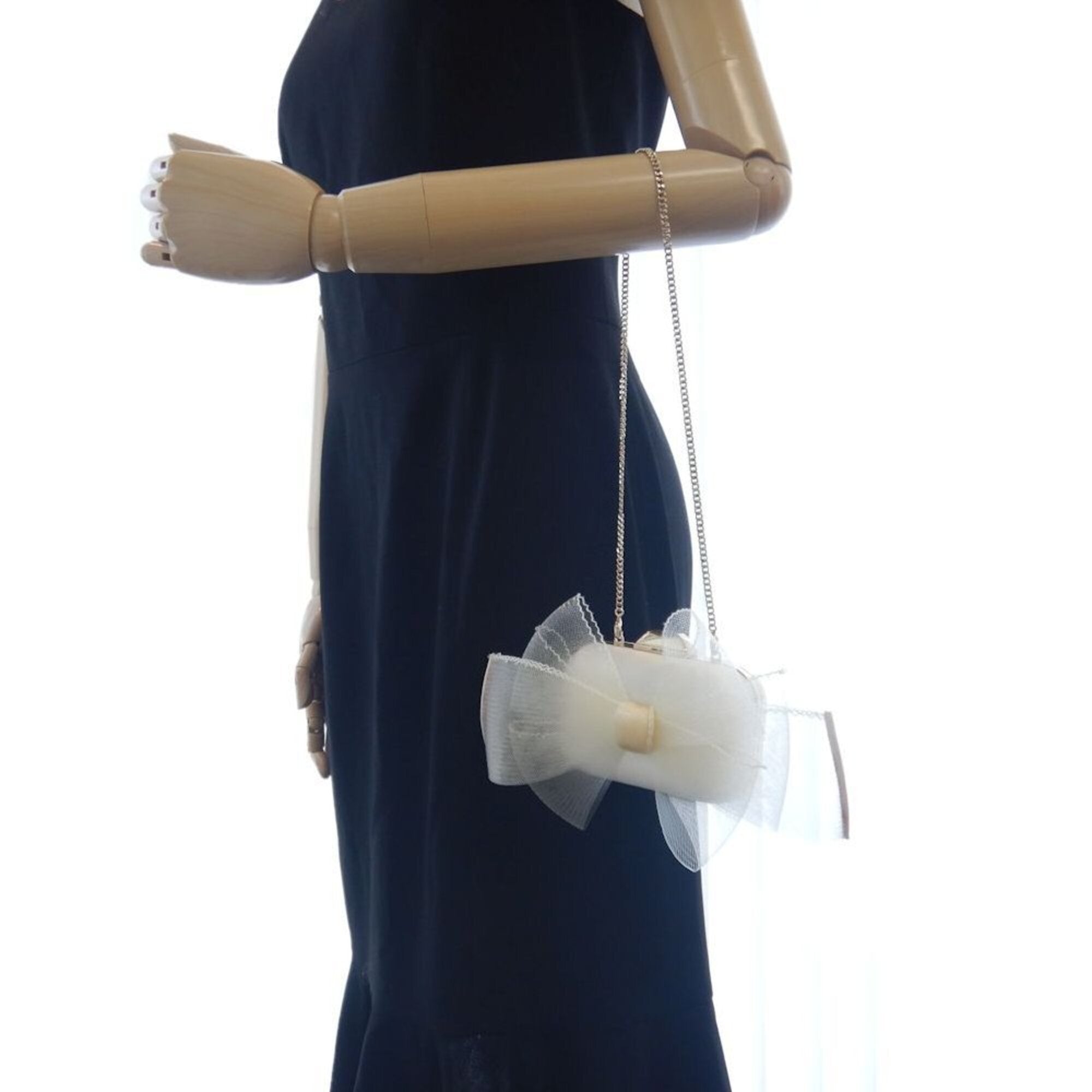 Jimmy Choo Off-White Satin Clutch Bag (Pre-Owned)