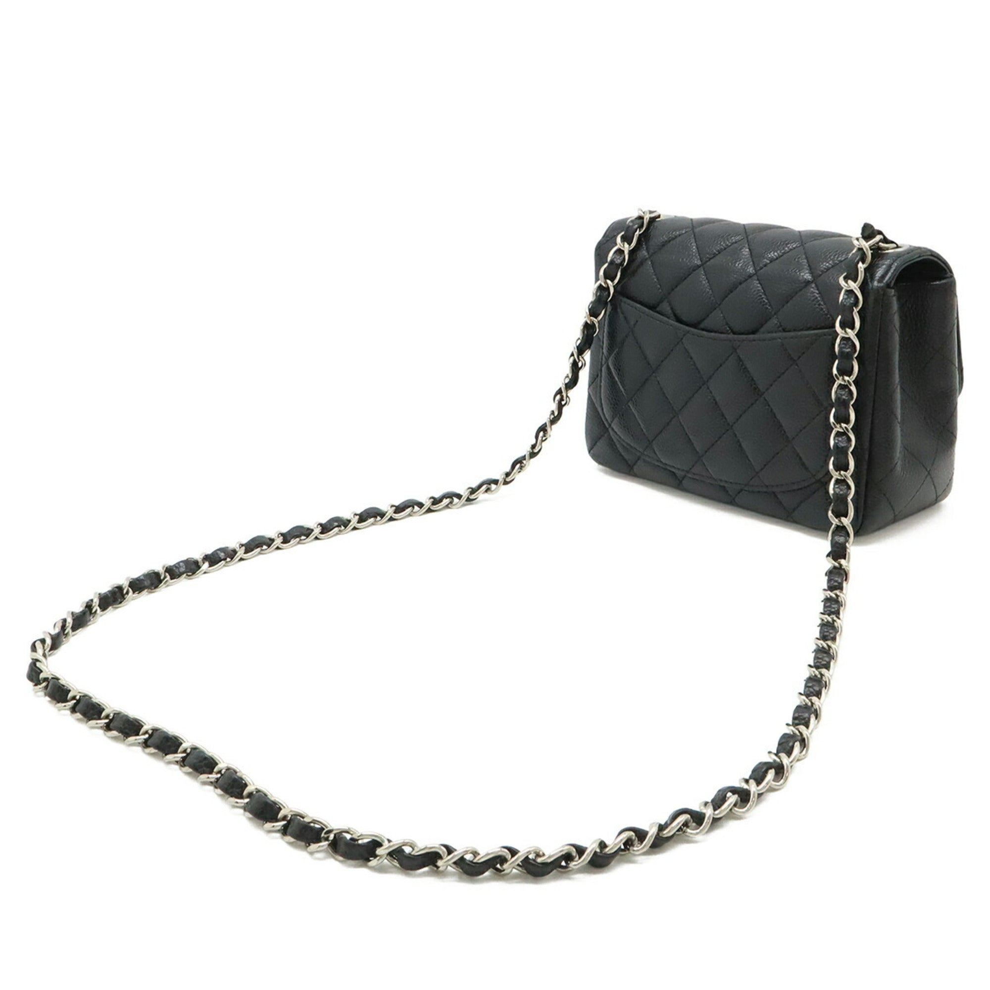 Chanel Matelasse Black Grained Calfskin Pochette Shoulder Bag (Pre-Owned)
