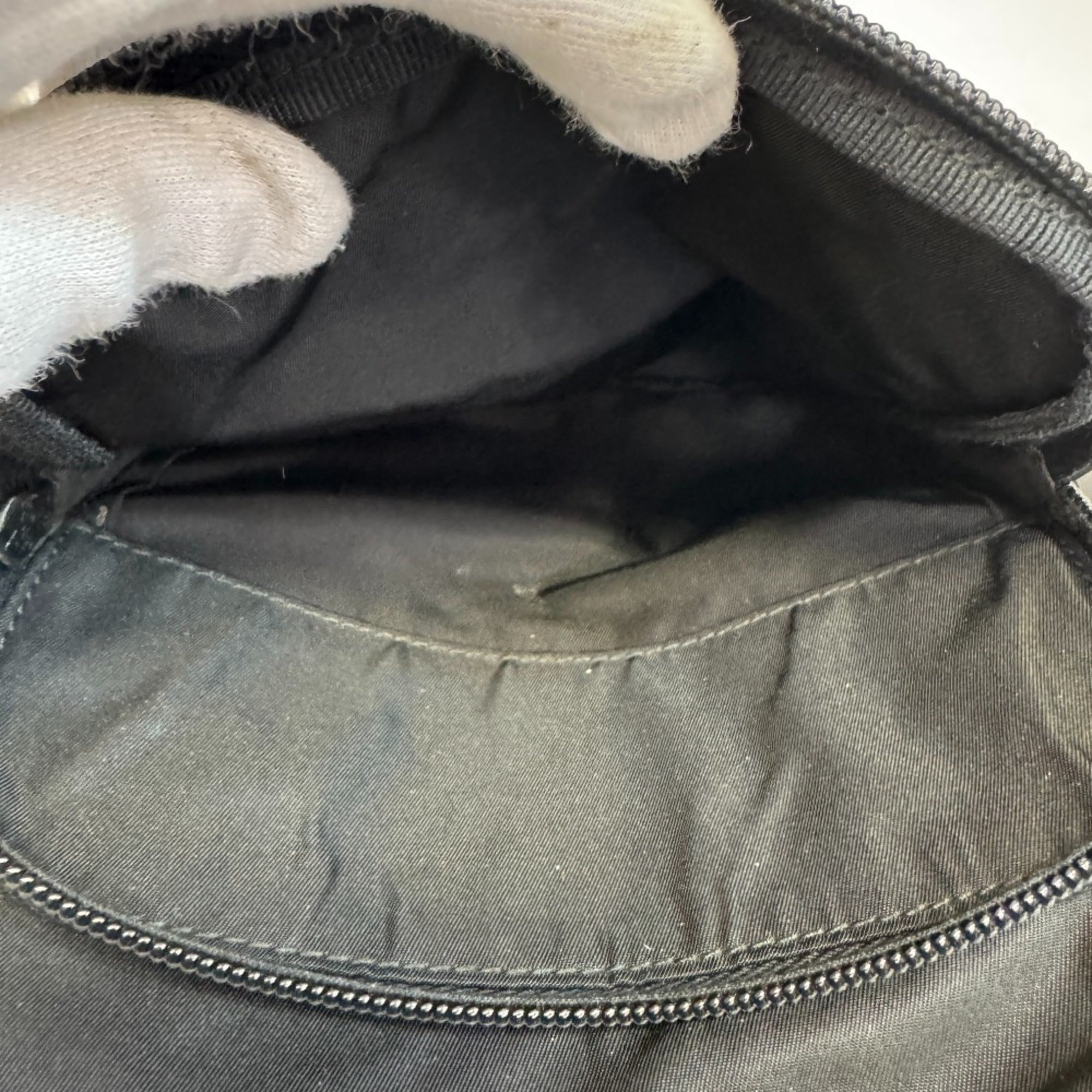 Prada Black Nylon Shoulder Bag (Pre-Owned)