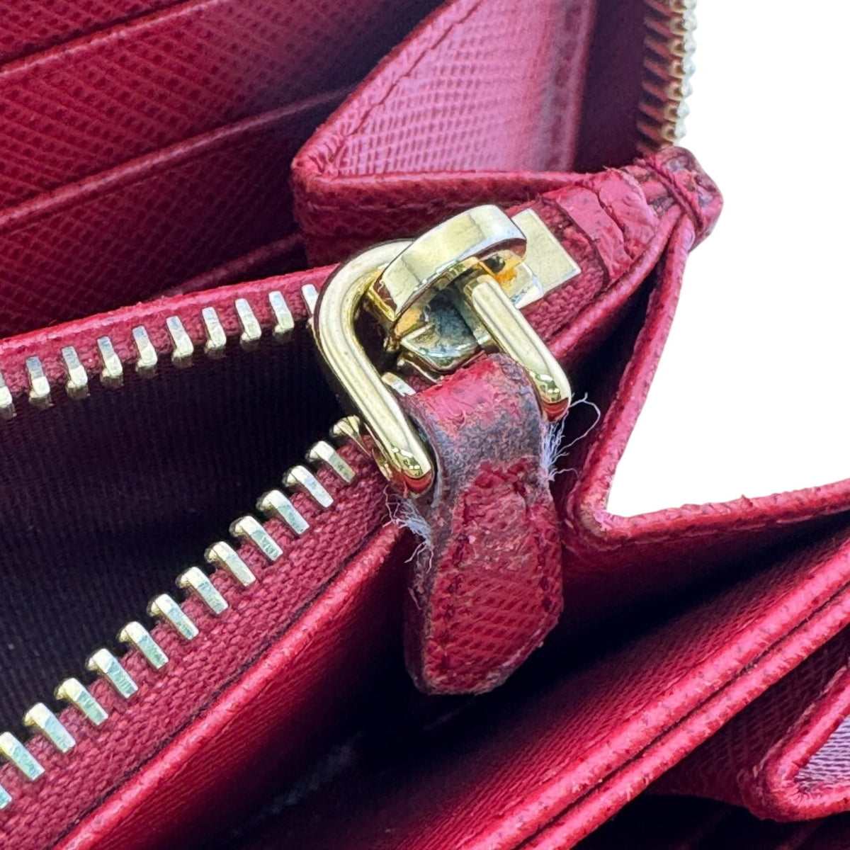 Prada Saffiano Fuoco Red Color Leather Long Wallet (Bi-Fold) (Pre-Owned)