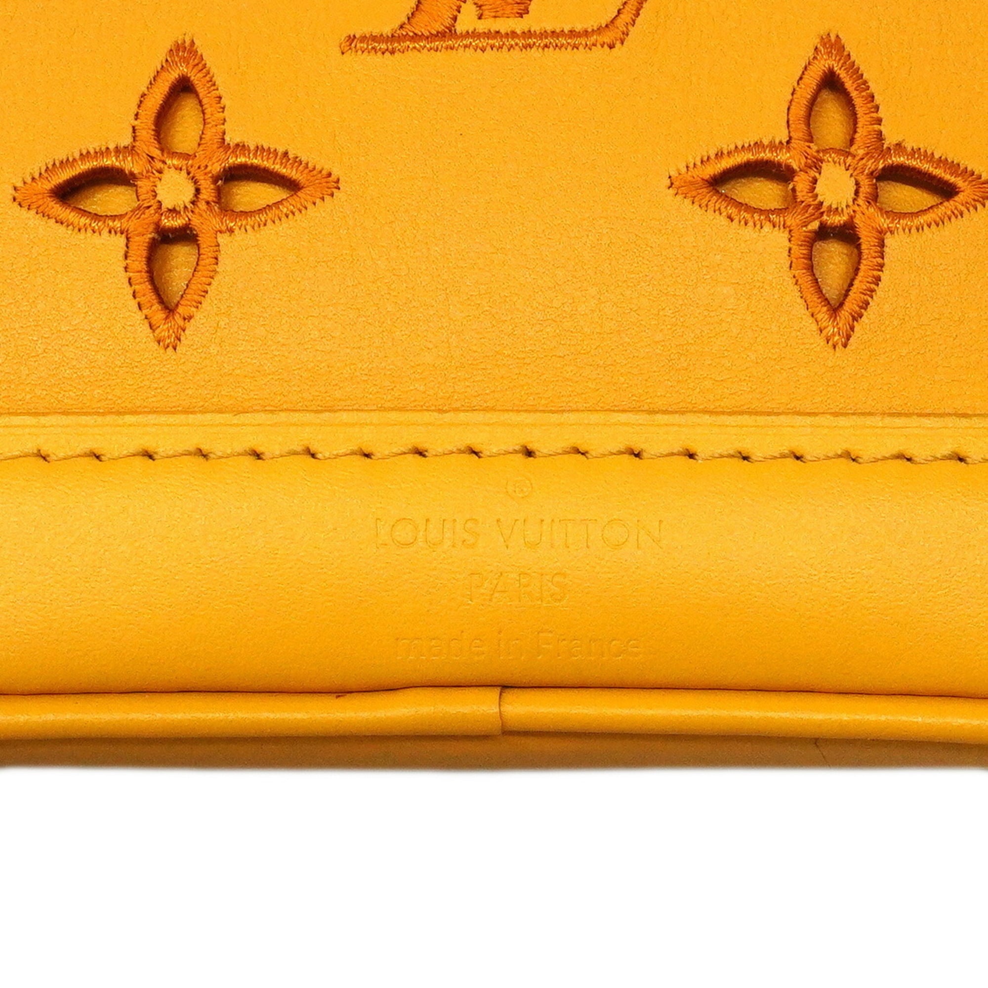 Louis Vuitton Saffron Handbag (Pre-Owned)