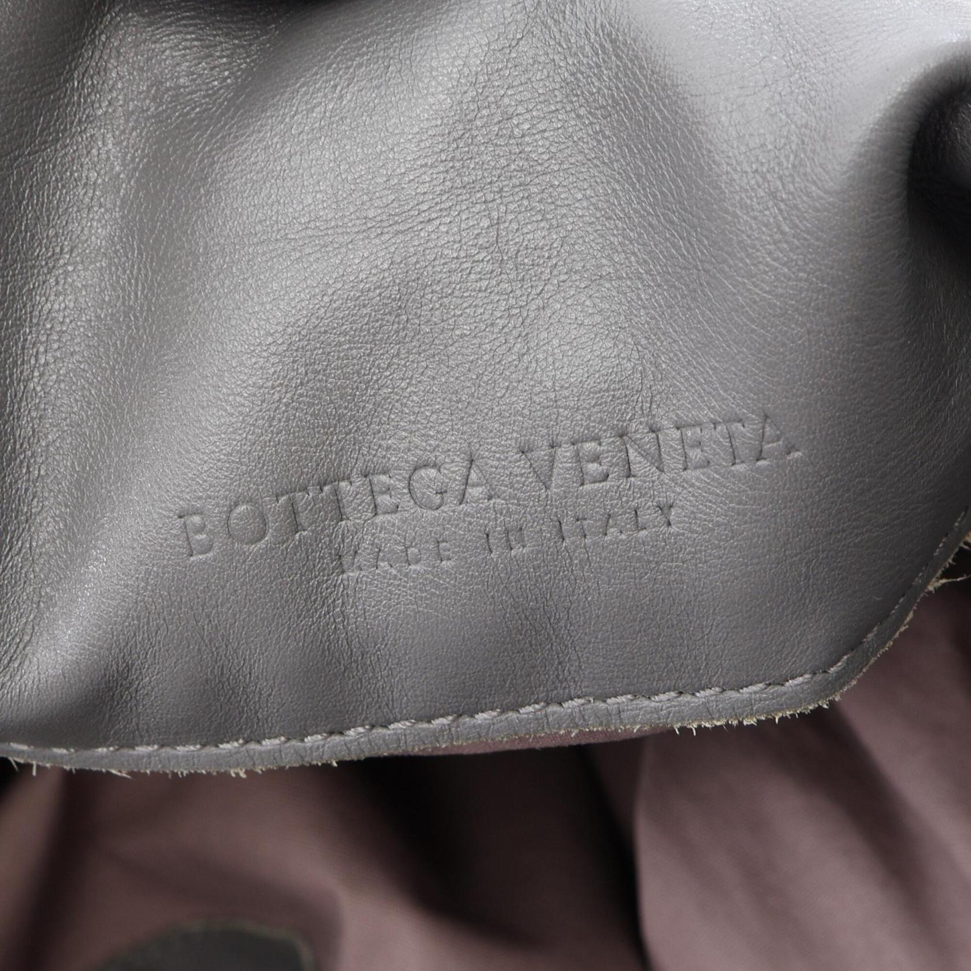 Bottega Veneta Gray Intrecciato Messenger Bag Shoulder Bag (Pre-Owned)