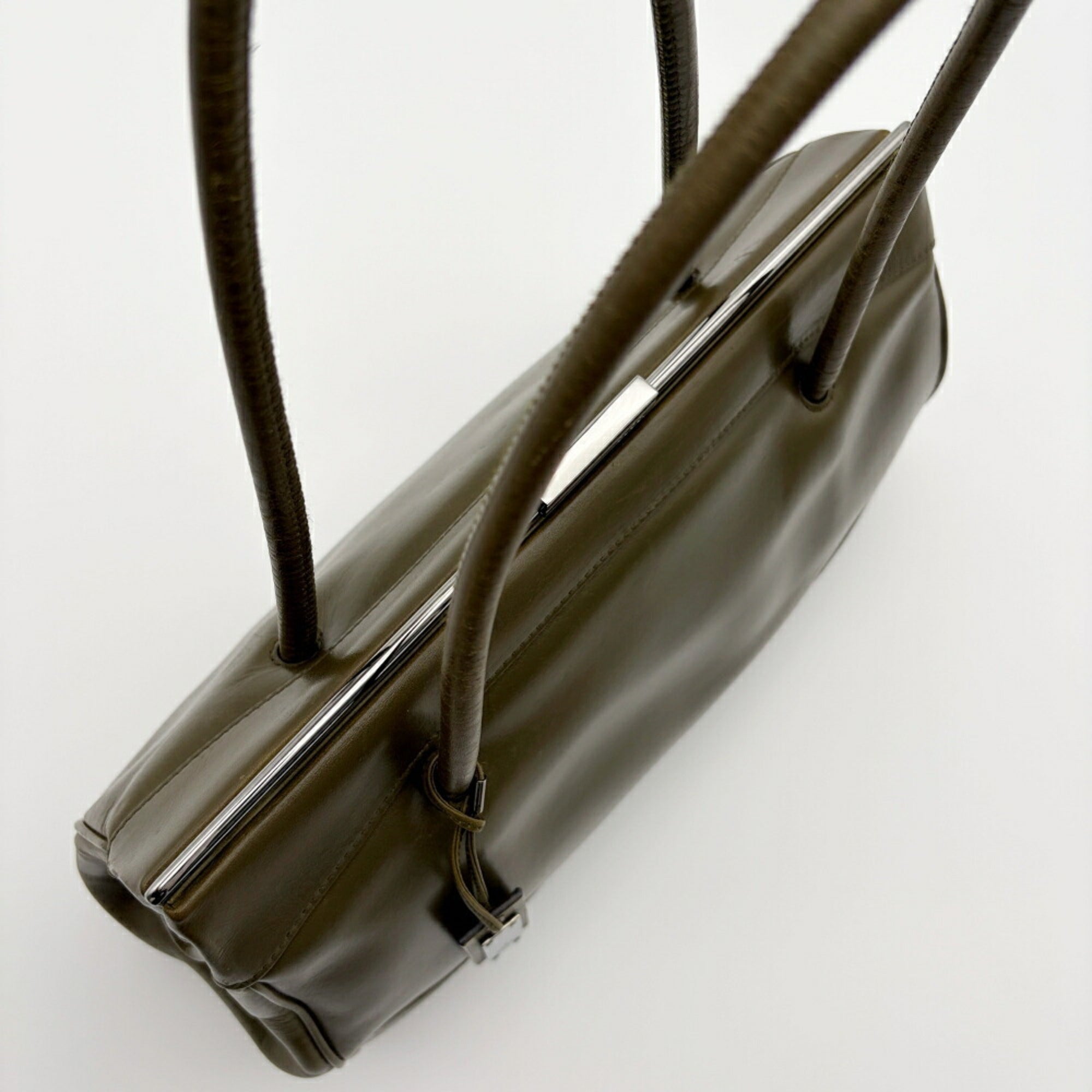 Gucci Green Khaki Olive Leather Handbag (Pre-Owned)