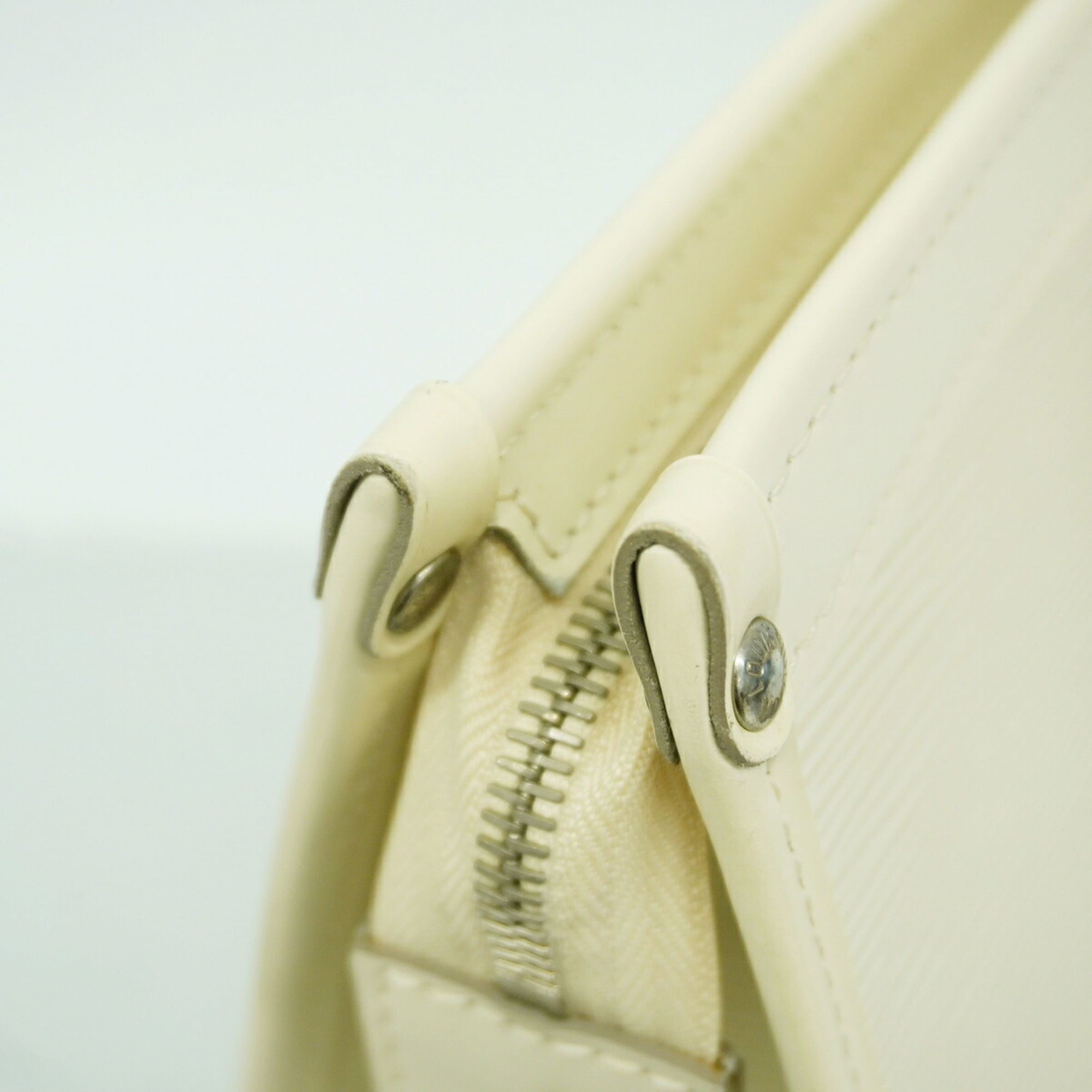 Louis Vuitton Lv Off White Tote Bag (Pre-Owned)