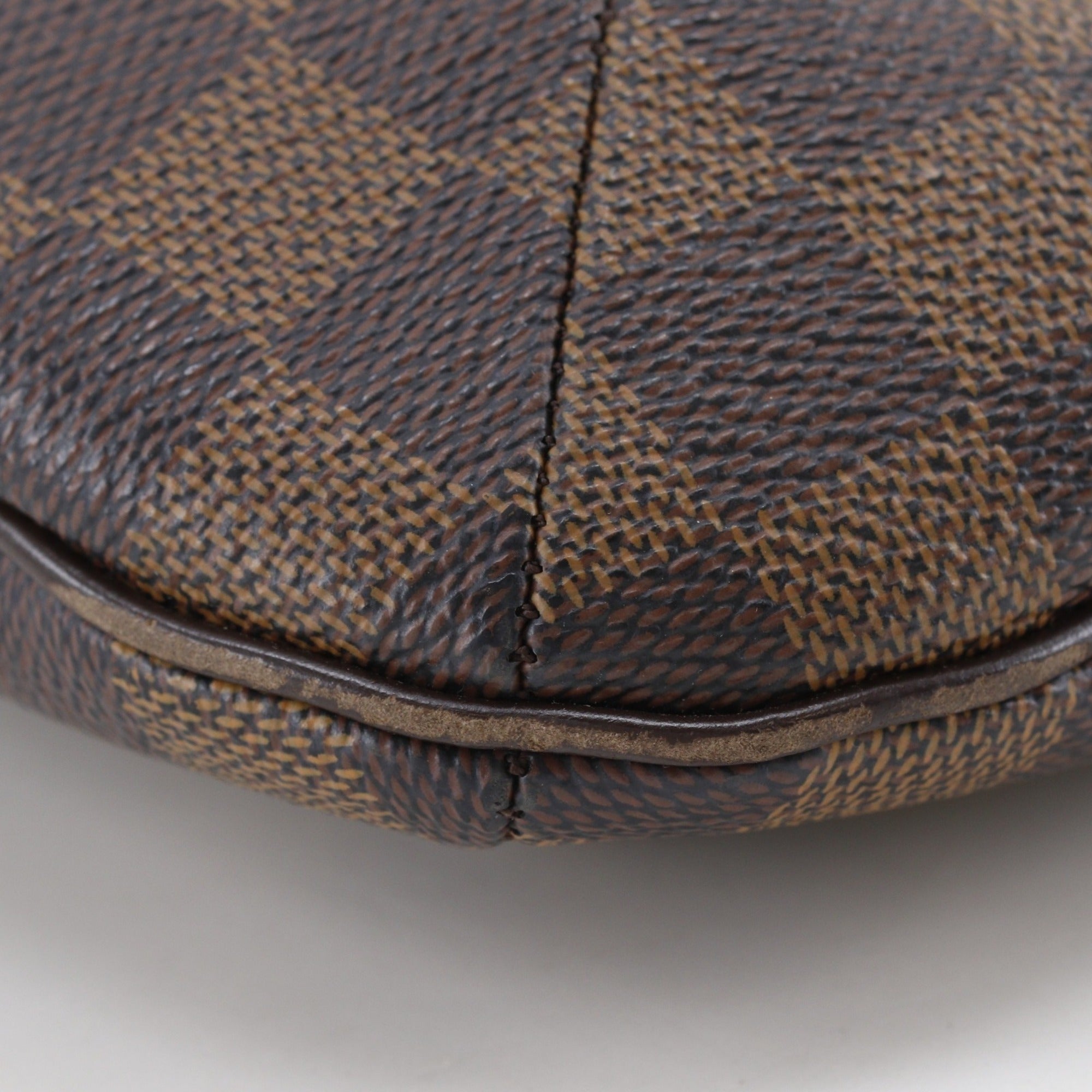 Louis Vuitton Brown Damier Canvas Shoulder Bag (Pre-Owned)