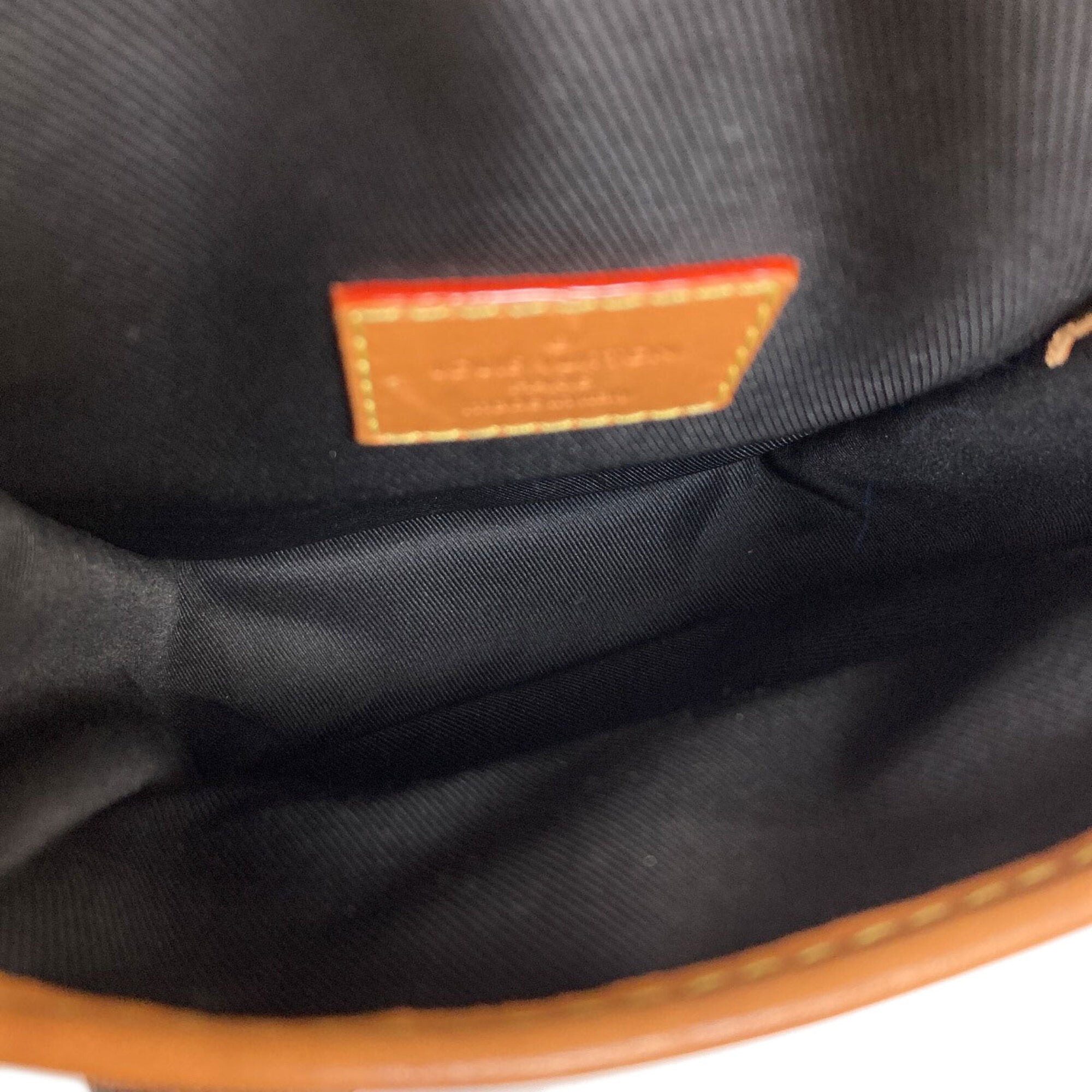 Louis Vuitton Monogram Monogram Canvas Shoulder Bag (Pre-Owned)