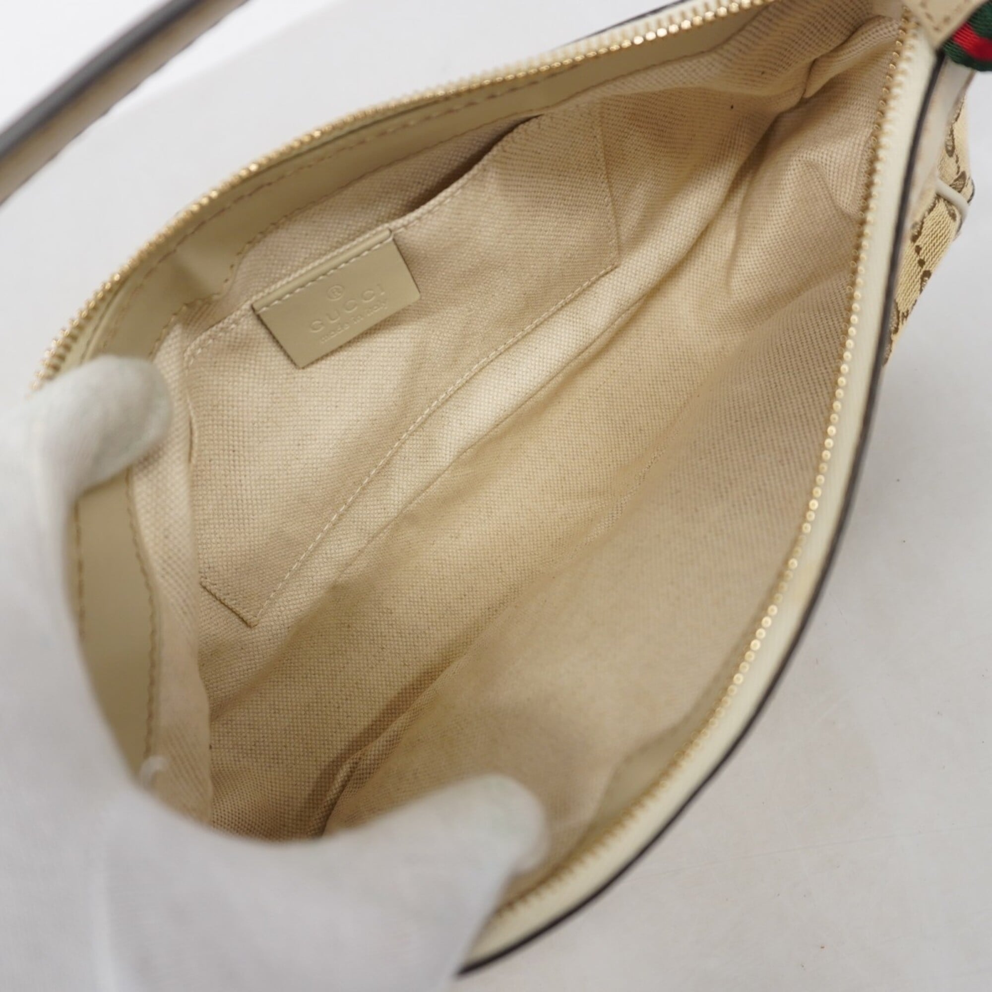Gucci Beige Canvas Handbag (Pre-Owned)