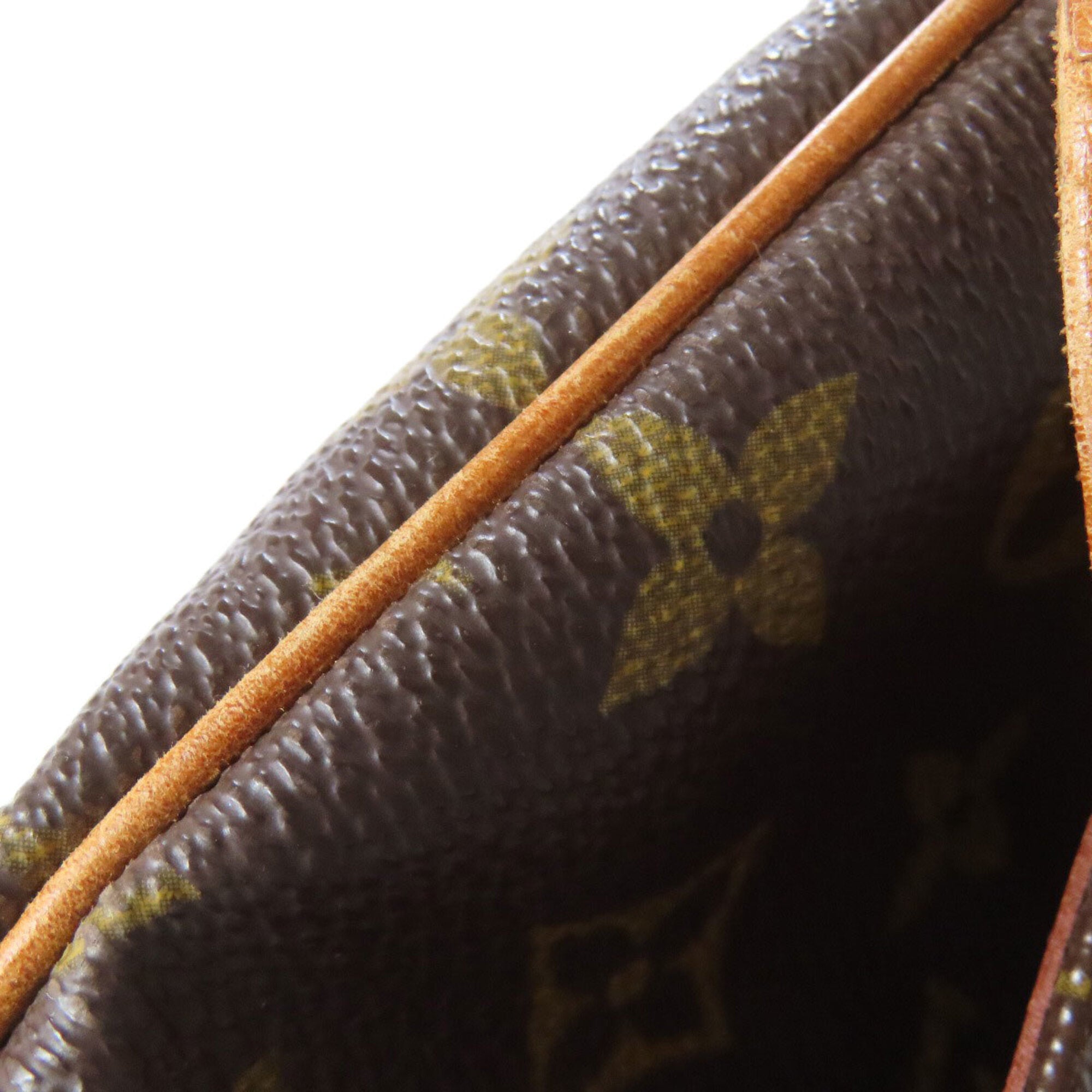 Louis Vuitton Monogram Monogram Shoulder Bag (Pre-Owned)