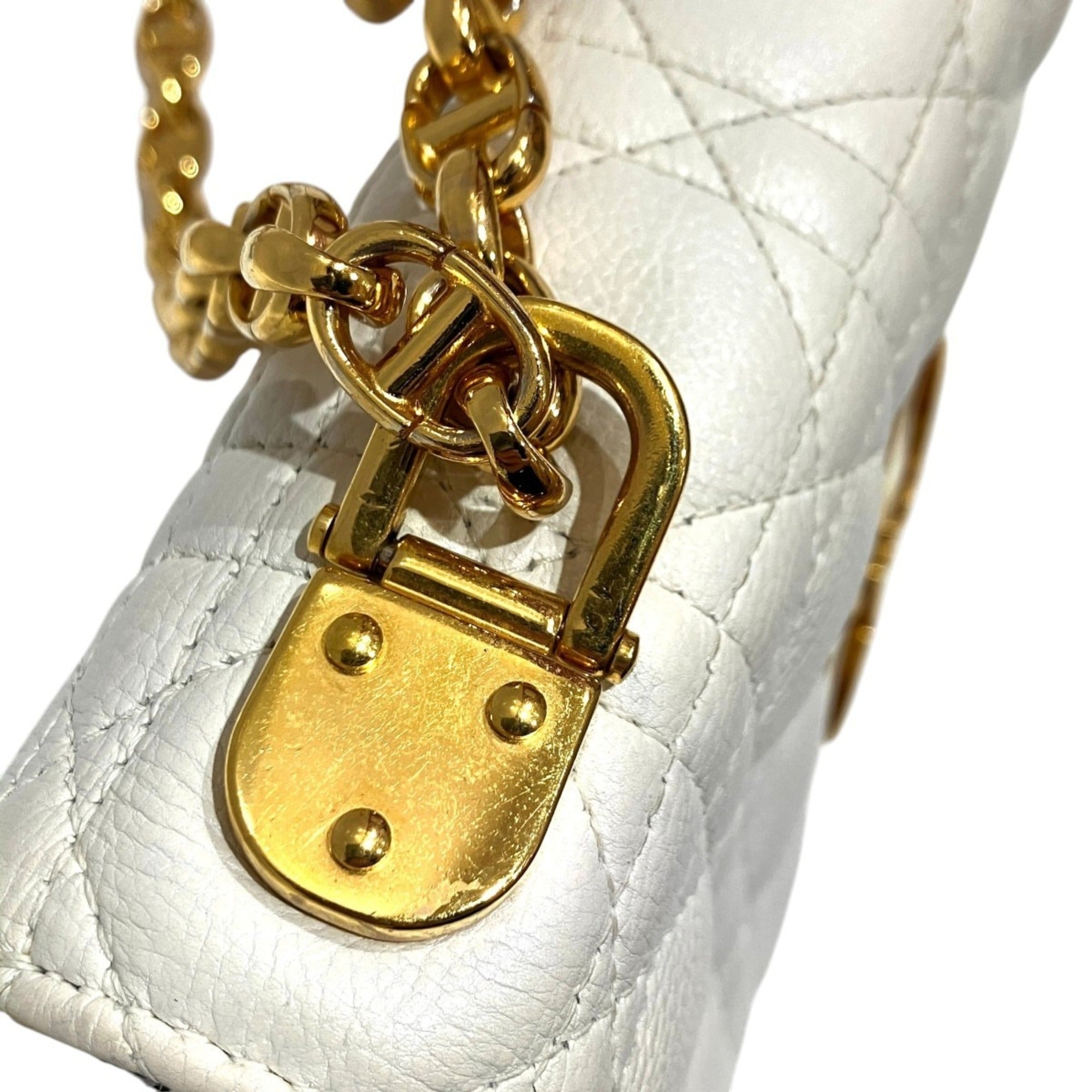 Christian Dior White Leather Shoulder Bag (Pre-Owned)