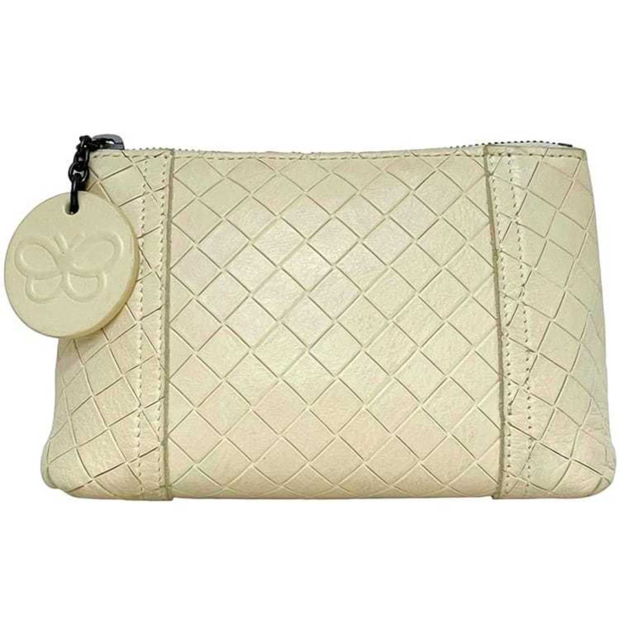 Bottega Veneta White Leather Pouch (Pre-Owned)