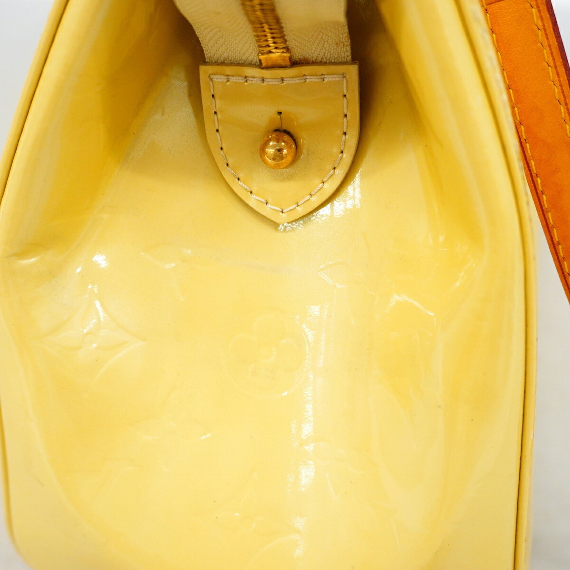 Louis Vuitton Blanc Corail Handbag (Pre-Owned)