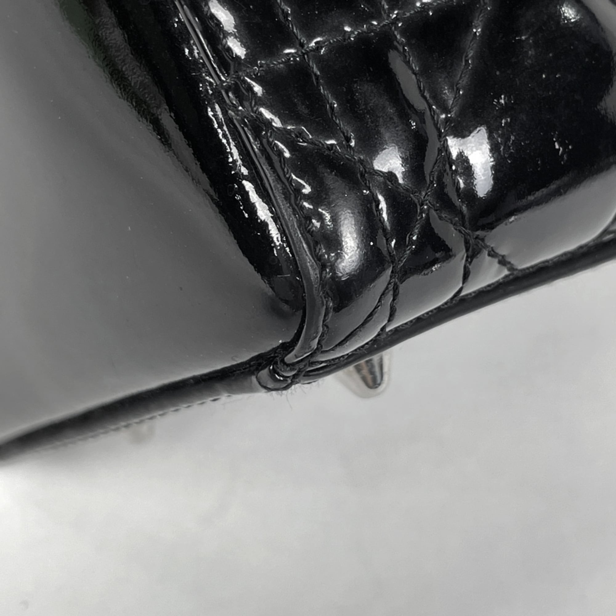 Christian Dior Lady Dior Black Patent Leather Handbag (Pre-Owned)