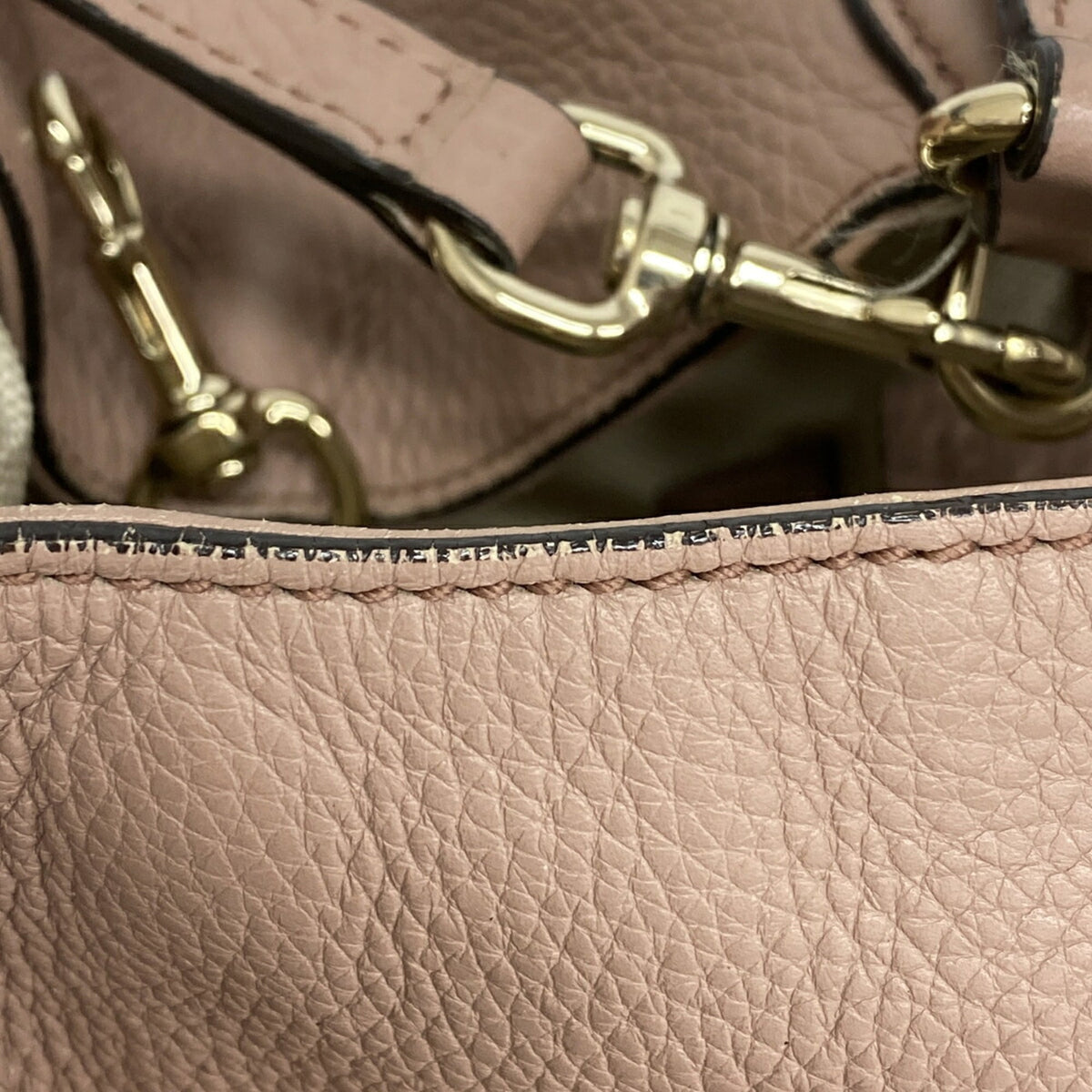 Gucci Pink Leather Handbag (Pre-Owned)