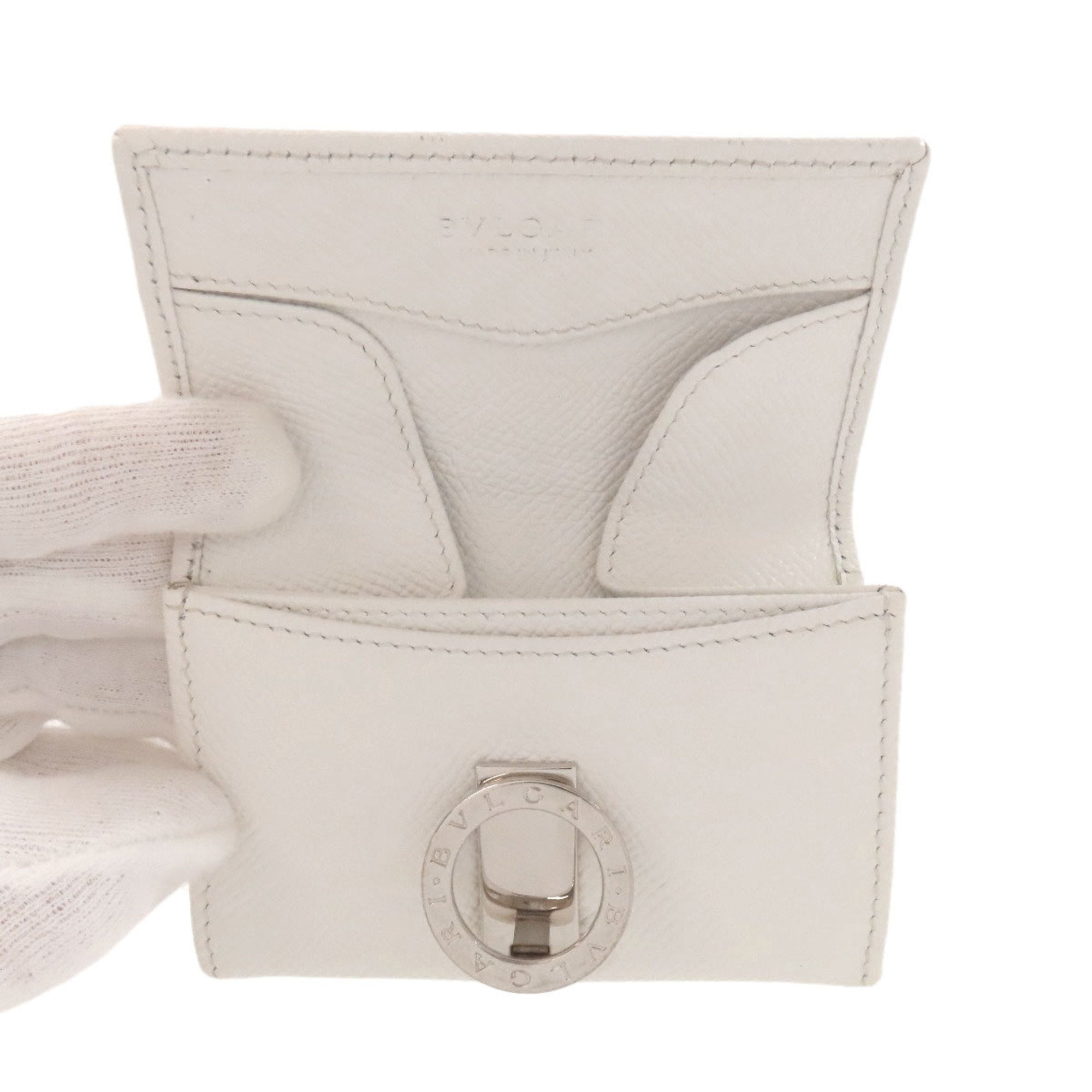 Bvlgari White Leather Coin Purse/Coin Case (Pre-Owned)