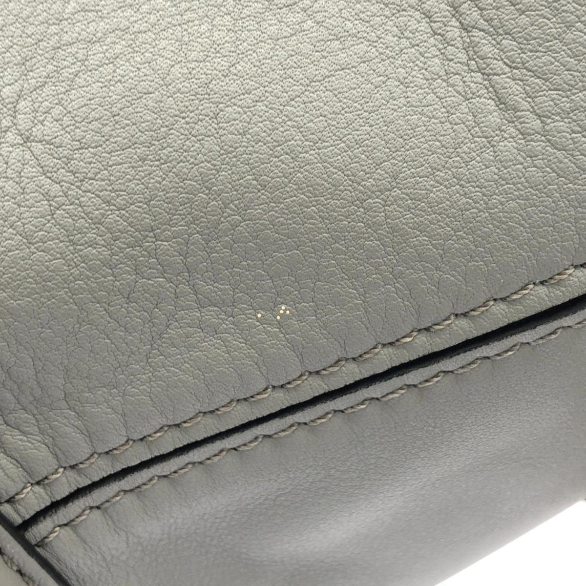 Loewe Gray Leather Shoulder Bag (Pre-Owned)