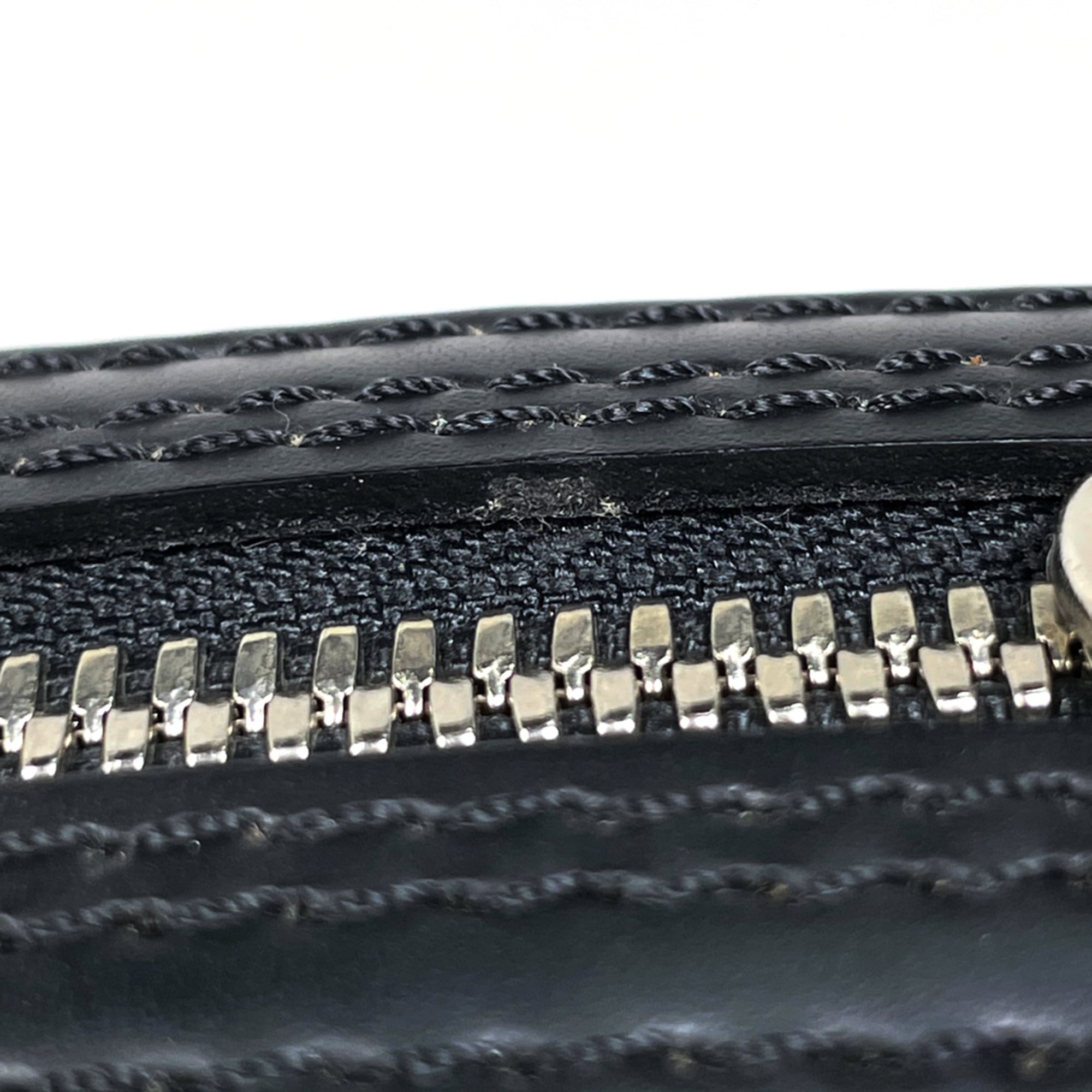 Louis Vuitton Black Noir Epi Leather Handbag (Pre-Owned)