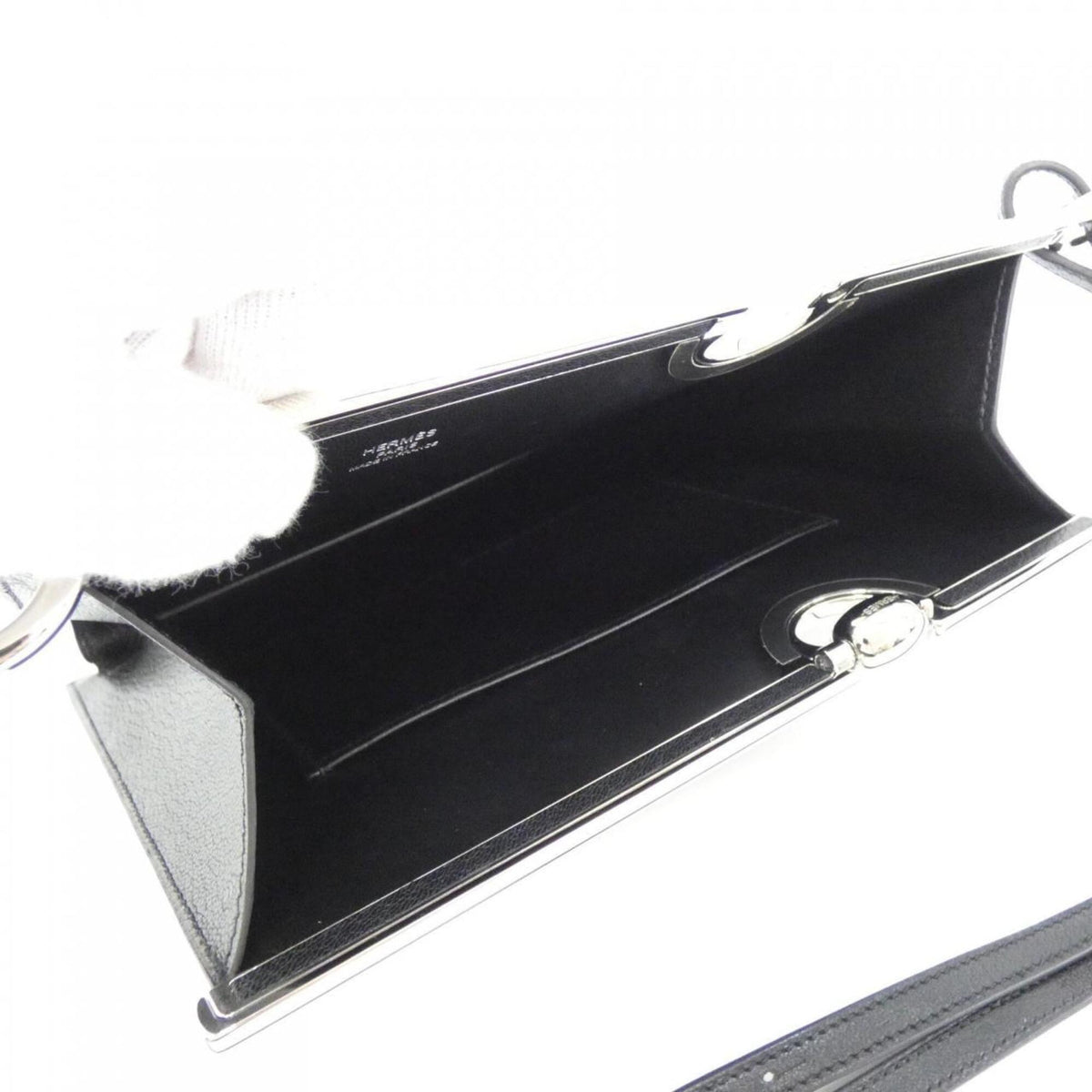 Hermes Black Leather Shoulder Bag (Pre-Owned)