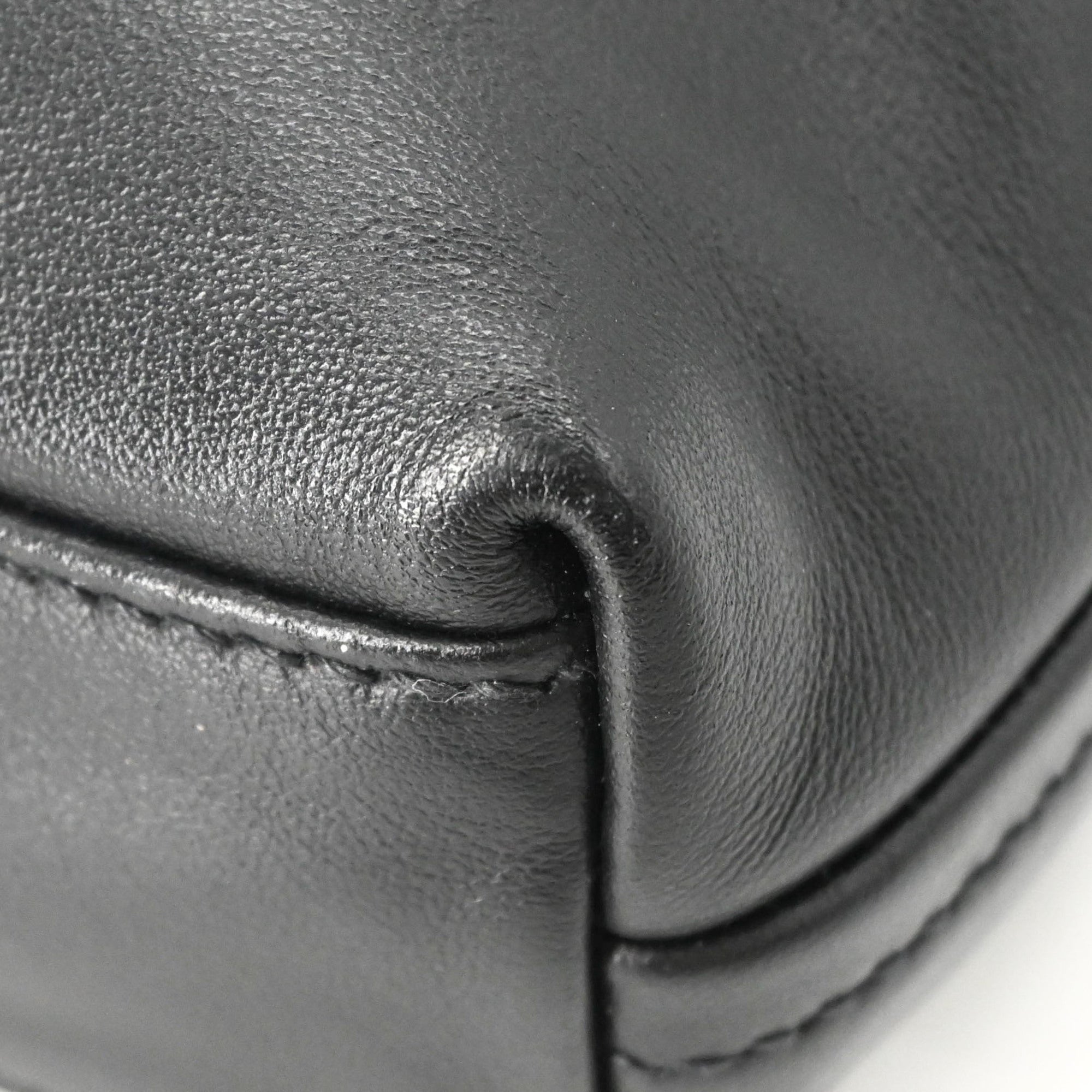 Prada Black Blue Leather Shoulder Bag (Pre-Owned)