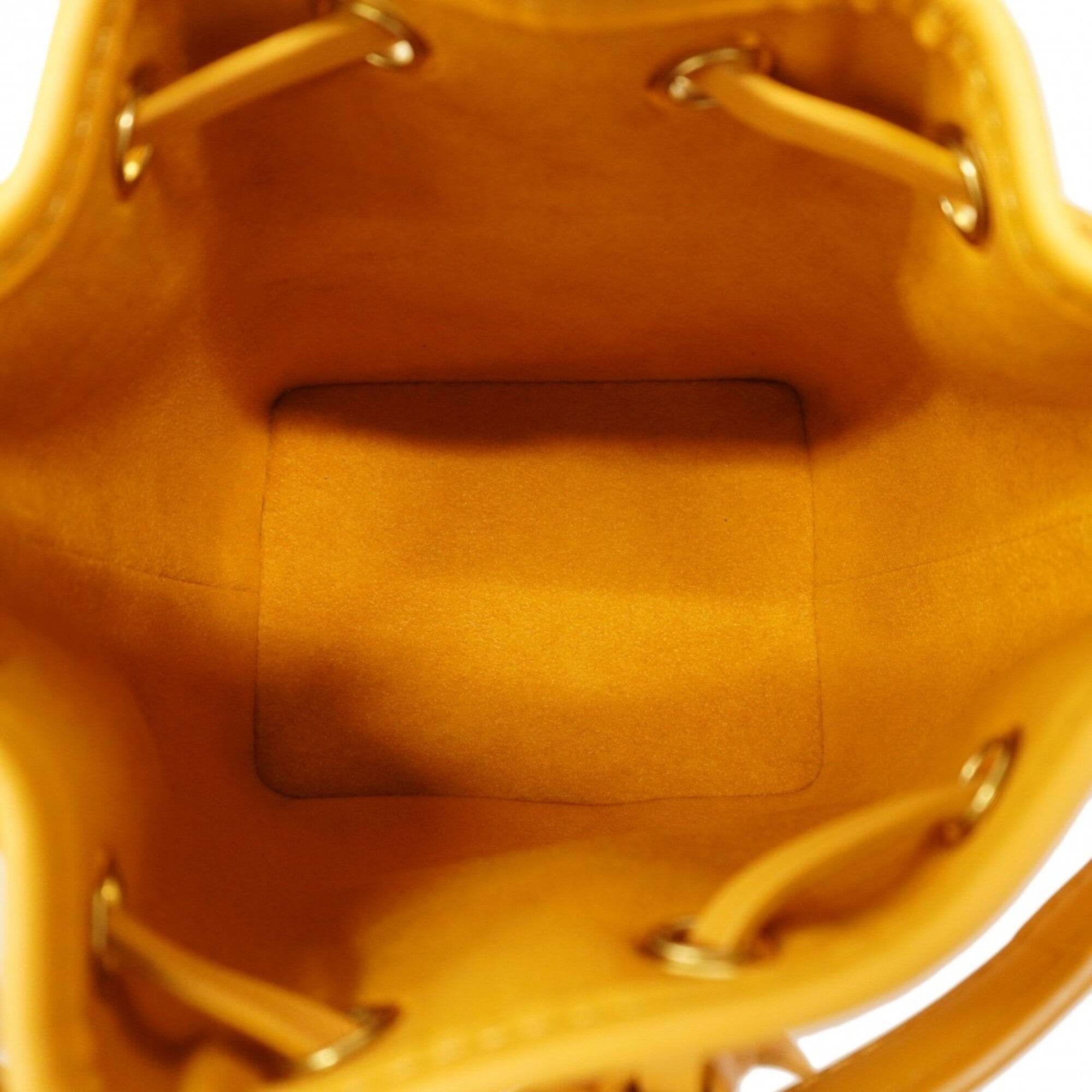 Louis Vuitton Saffron Handbag (Pre-Owned)