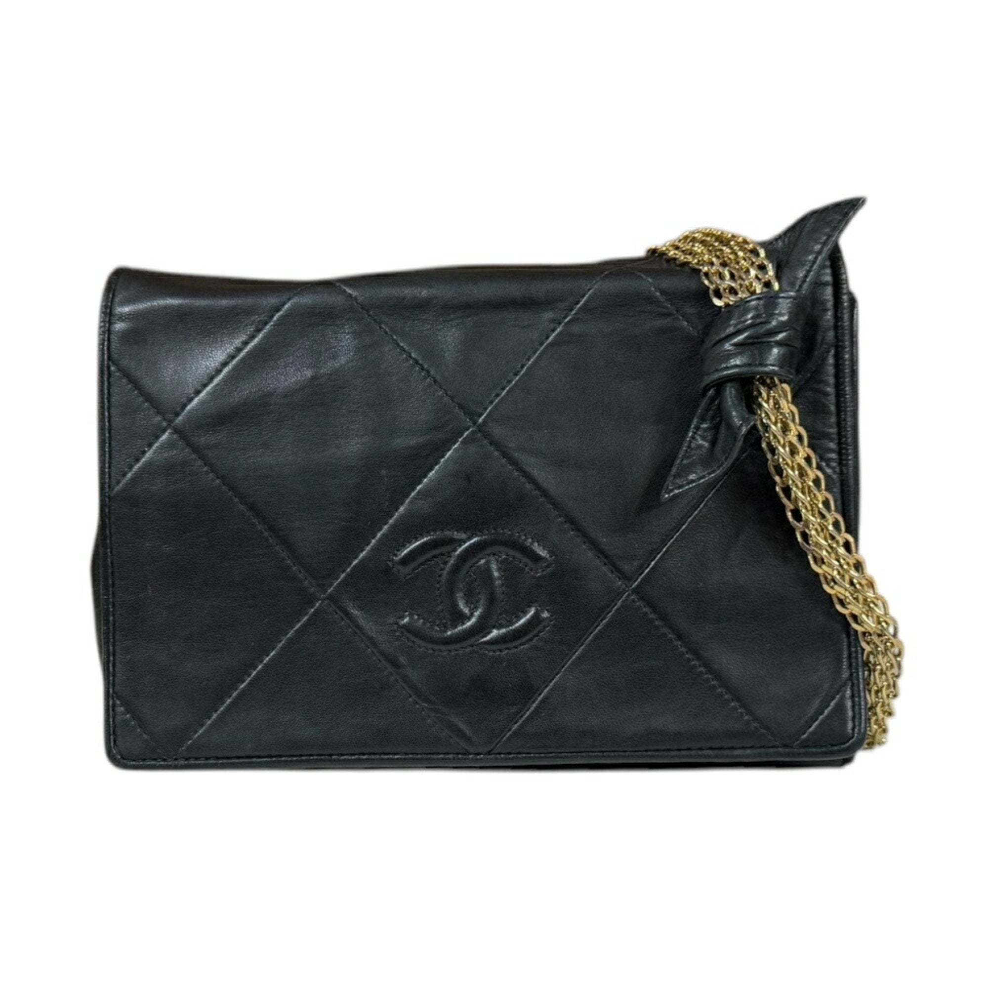 Chanel Black Leather Shoulder Bag (Pre-Owned)