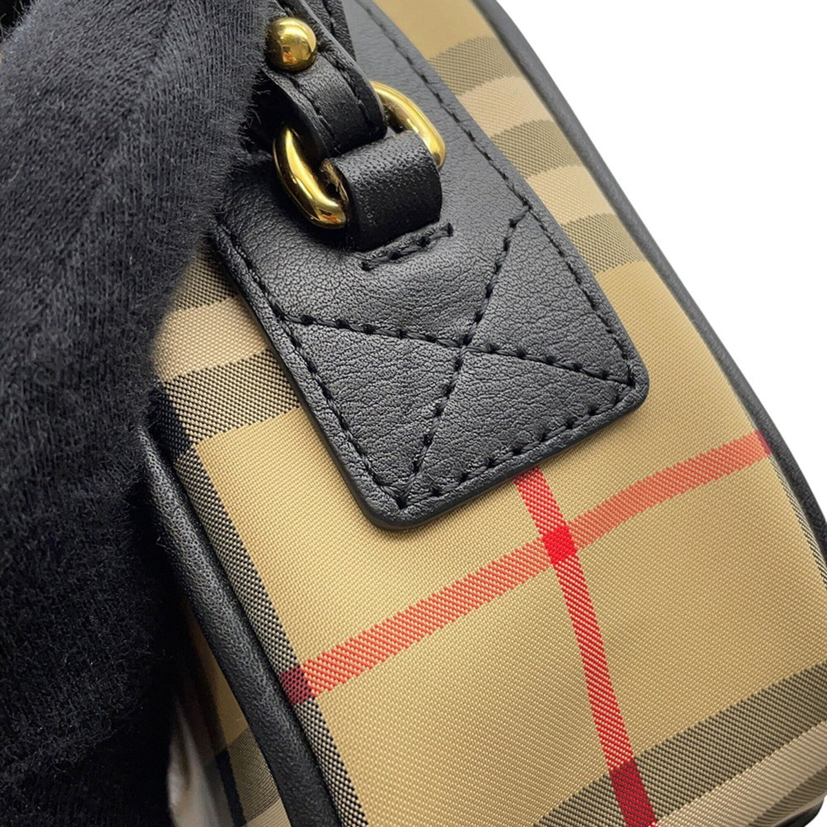 Burberry Beige Black Red Color Nylon Leather Handbag Shoulder Bag (Pre-Owned)