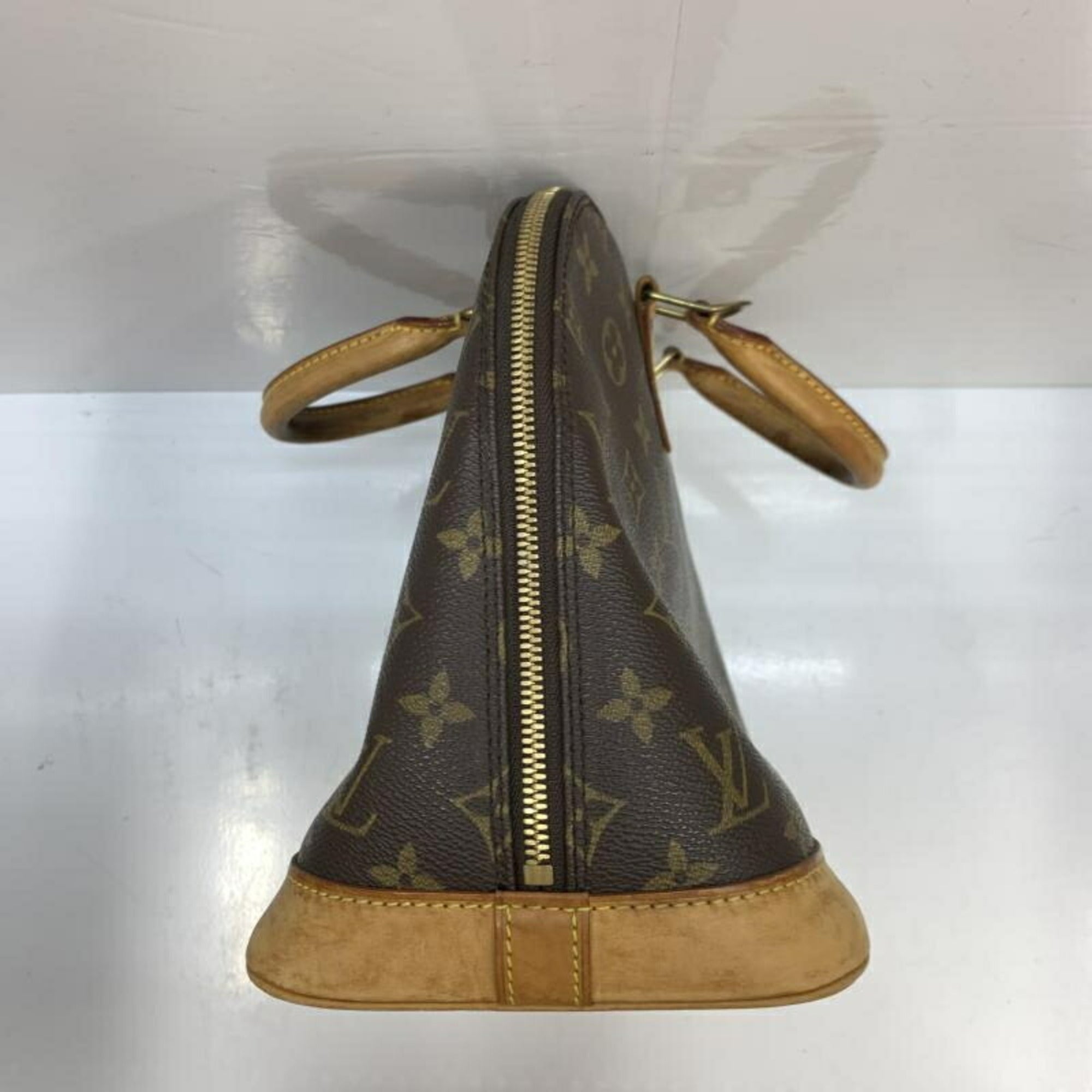 Louis Vuitton Brown Handbag (Pre-Owned)