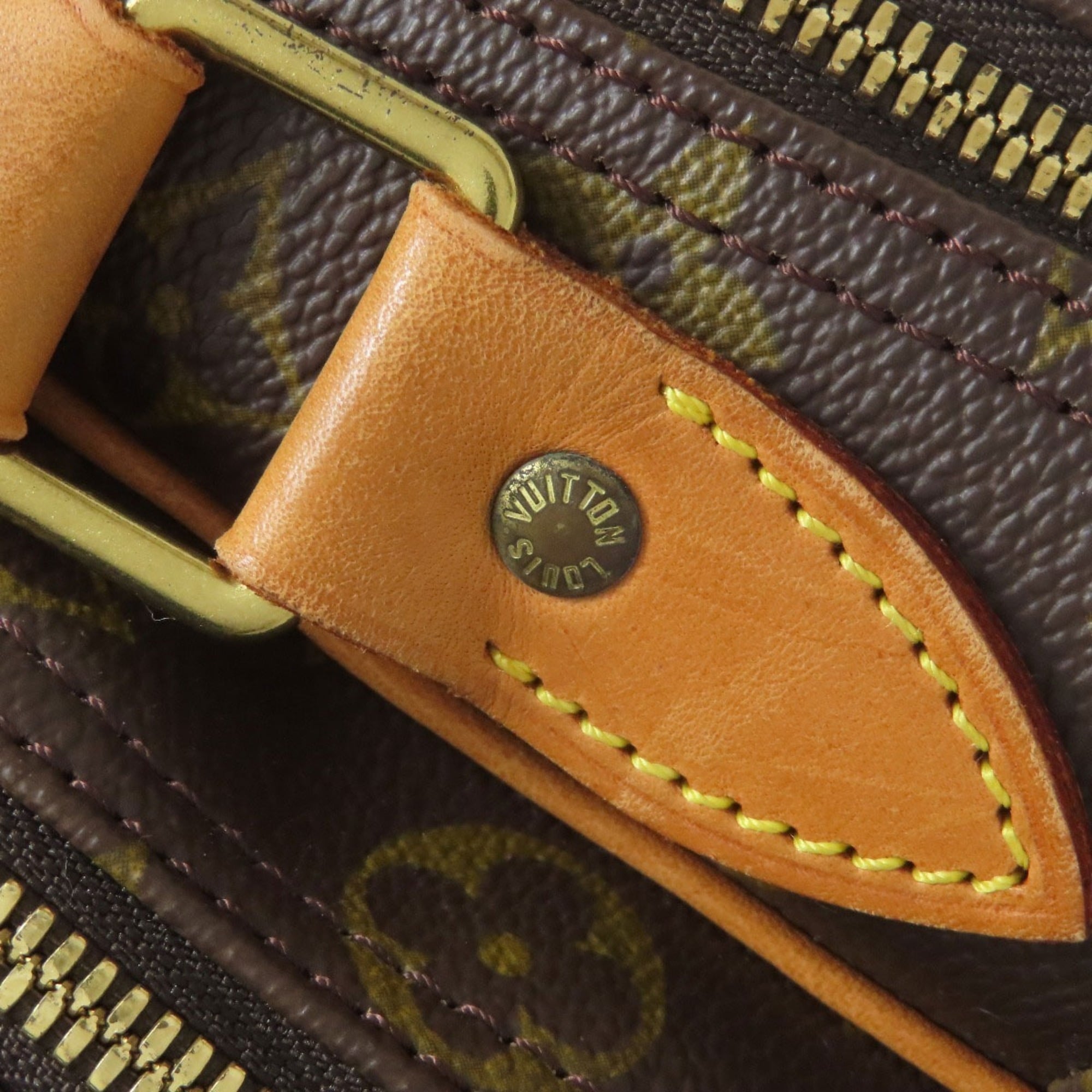 Louis Vuitton Brown Monogram Monogram Canvas Shoulder Bag (Pre-Owned)