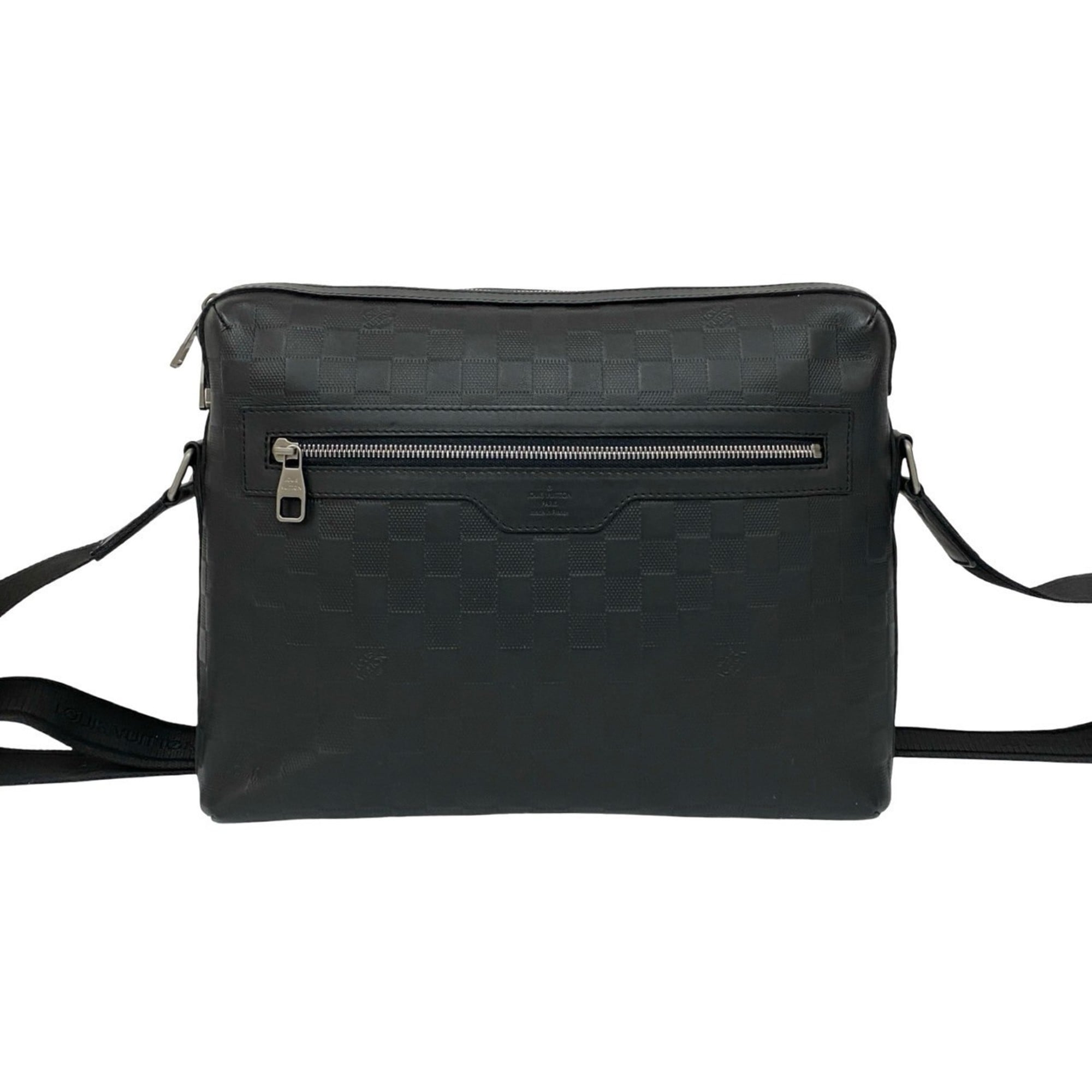 Louis Vuitton Black Leather Pochette Shoulder Bag (Pre-Owned)