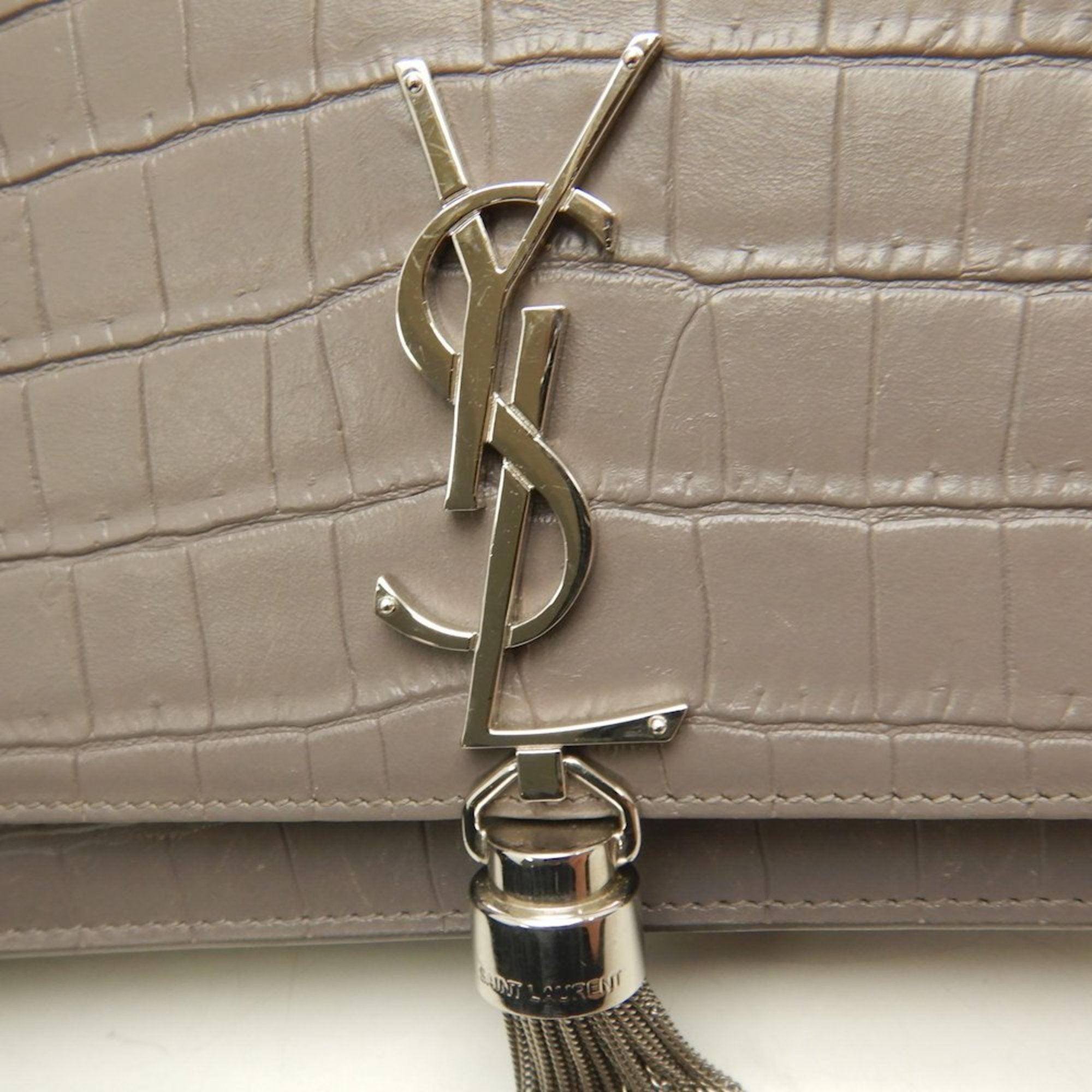 Yves Saint Laurent Grayish Leather Shoulder Bag (Pre-Owned)