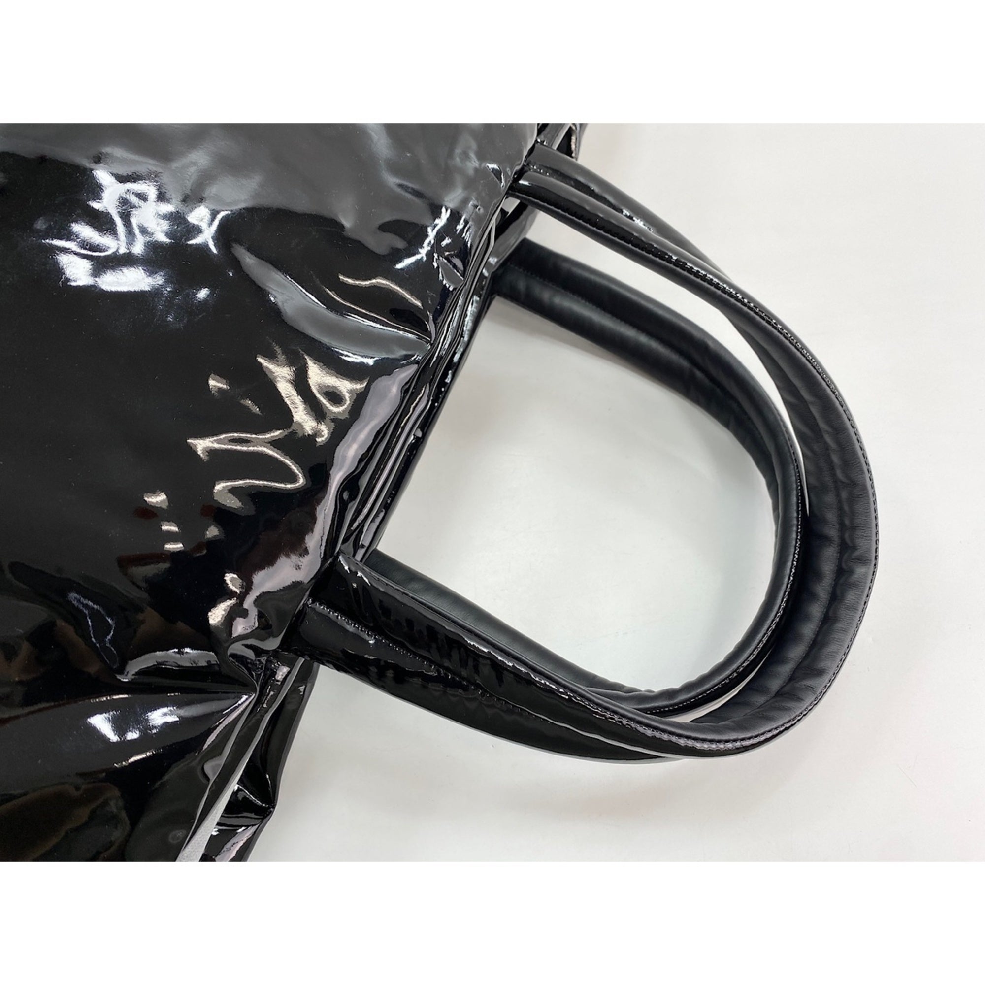 Yves Saint Laurent Black Tote Bag (Pre-Owned)