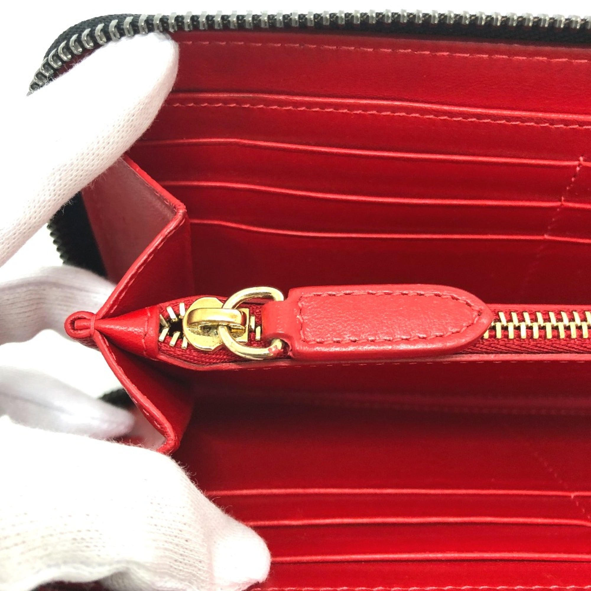 Christian Louboutin Black Leather Long Wallet (Bi-Fold) (Pre-Owned)