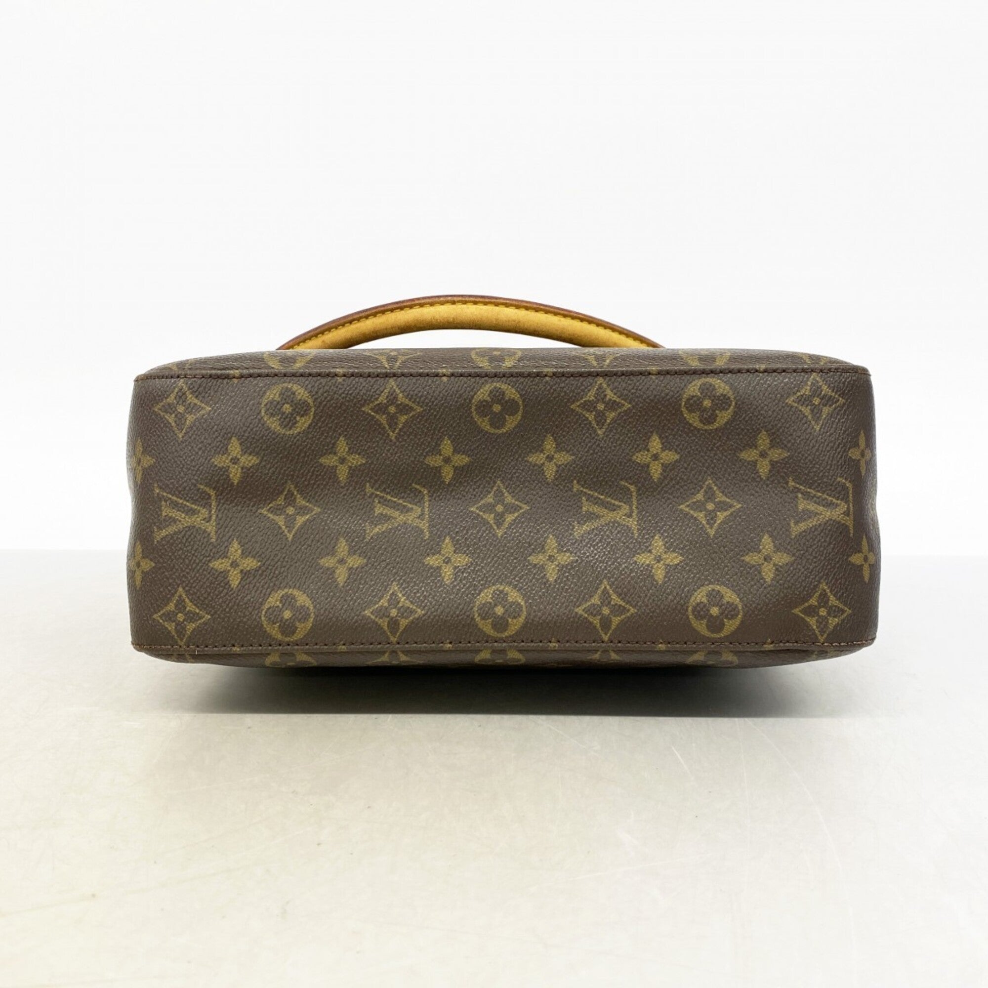 Louis Vuitton Brown Shoulder Bag (Pre-Owned)