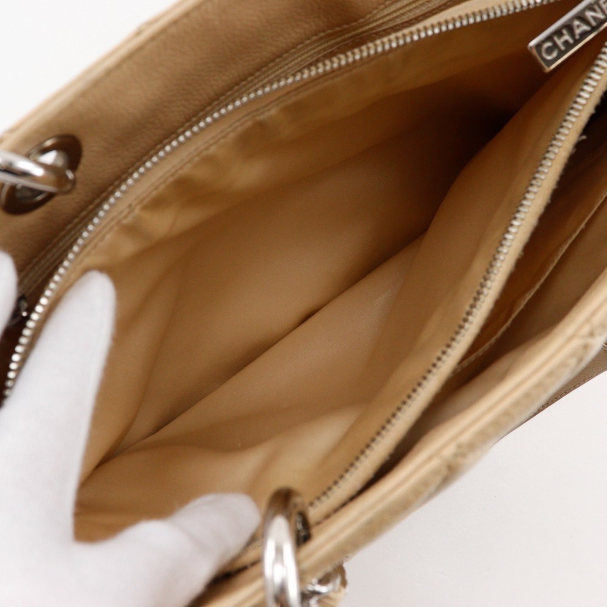 Chanel Beige Grained Calfskin Tote Bag (Pre-Owned)