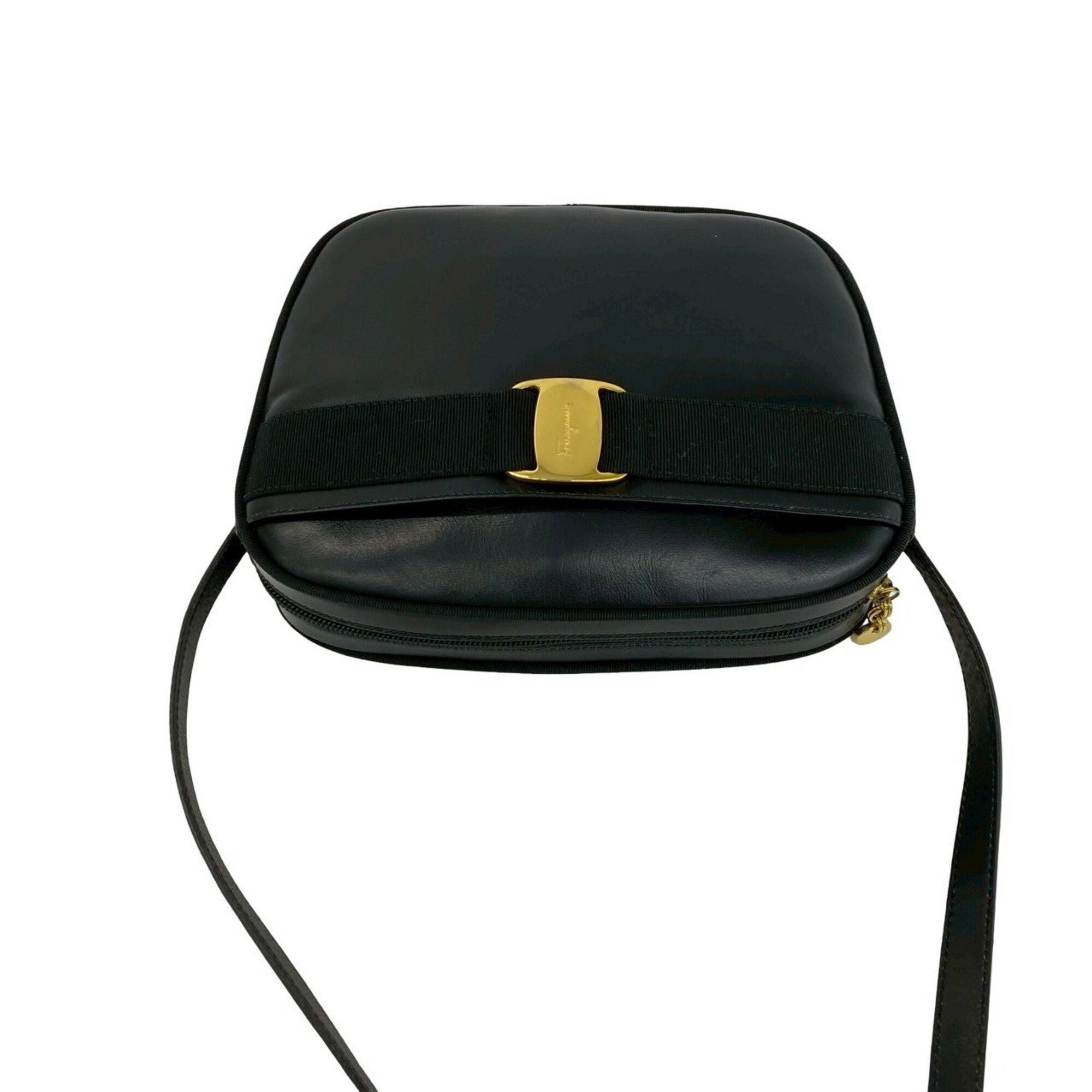 Salvatore Ferragamo Black Leather Shoulder Bag (Pre-Owned)